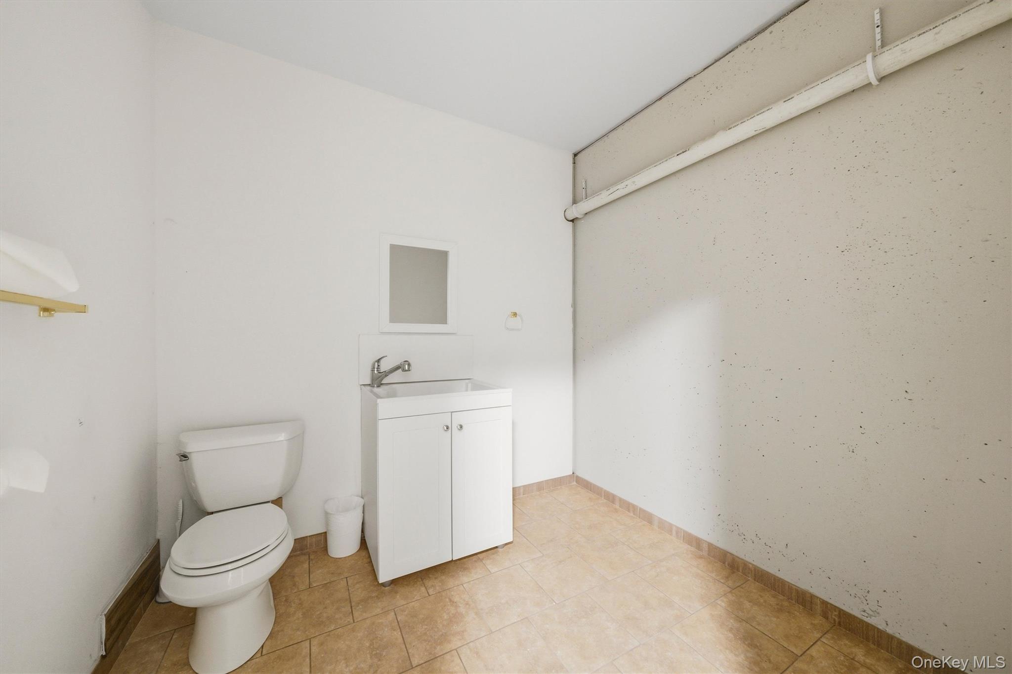 13 Spruce Lane Property Photo 24