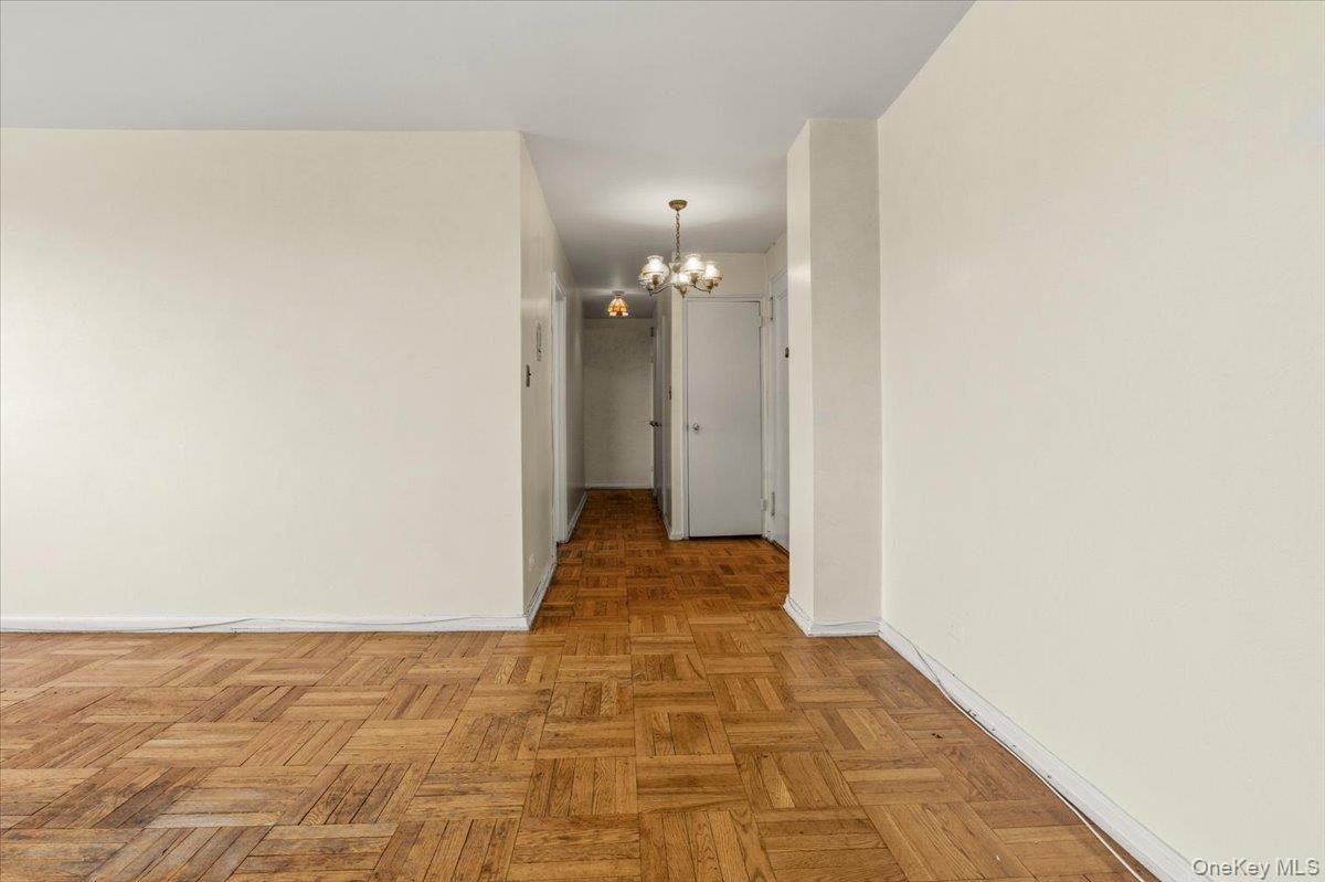 80 Knolls Crescent 6b Property Photo 4