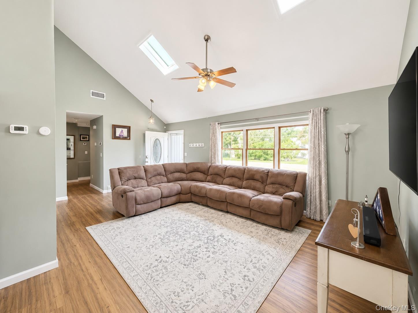 120a Irish Lane Property Photo 4