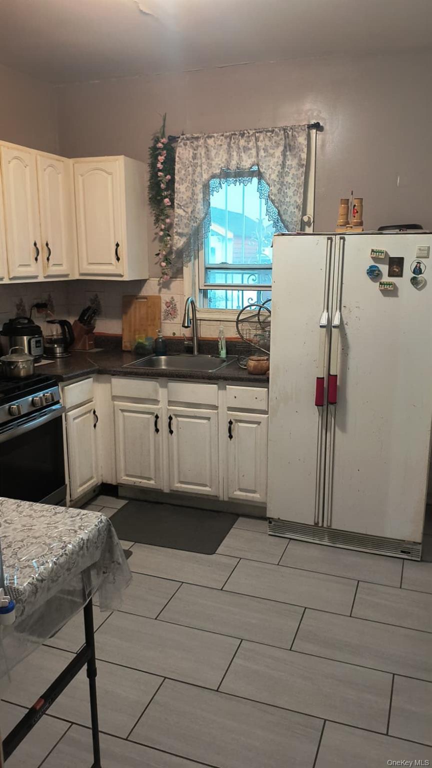 9214 168th Place Property Photo 9