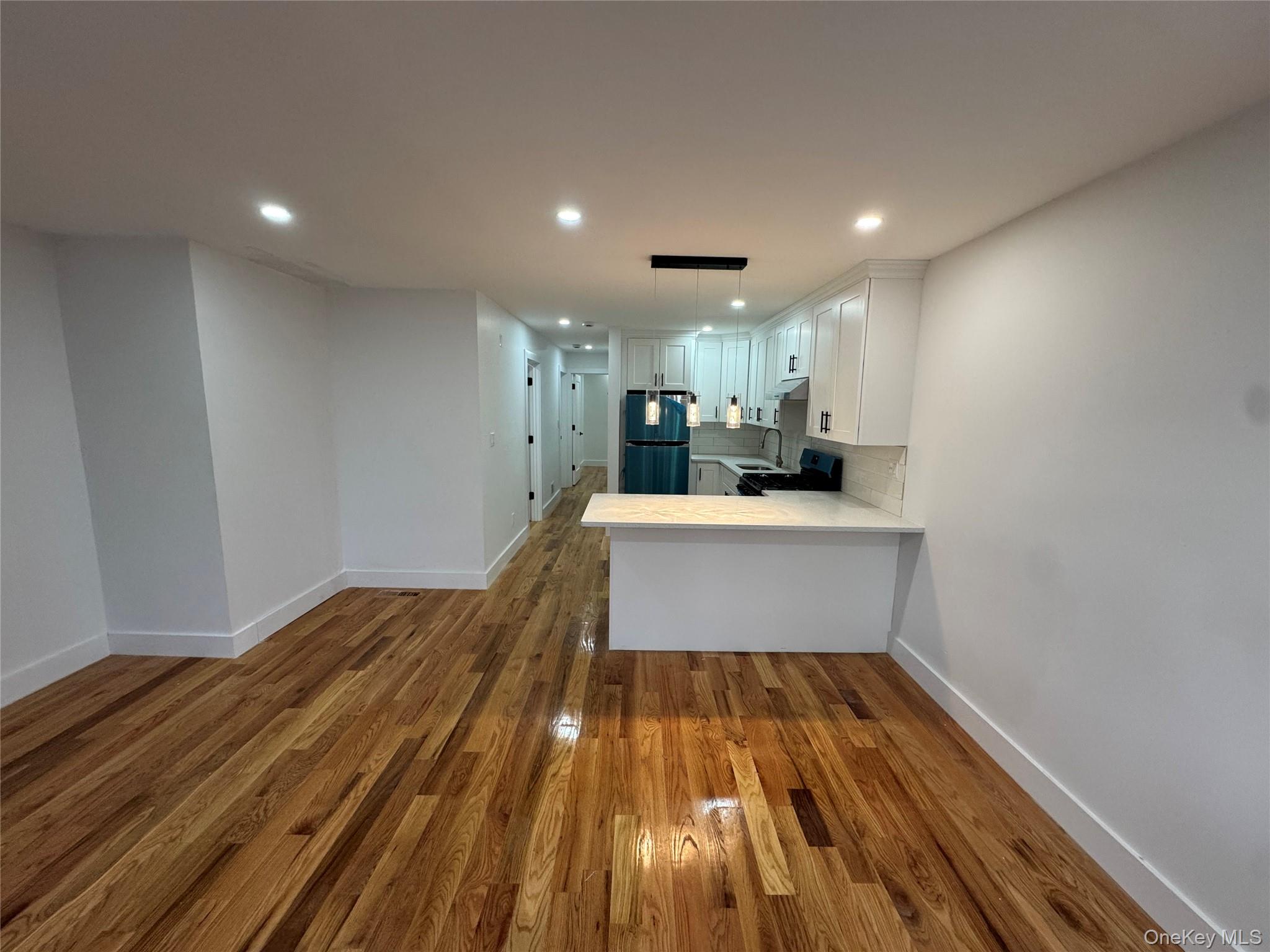 1040962 Property Photo 2