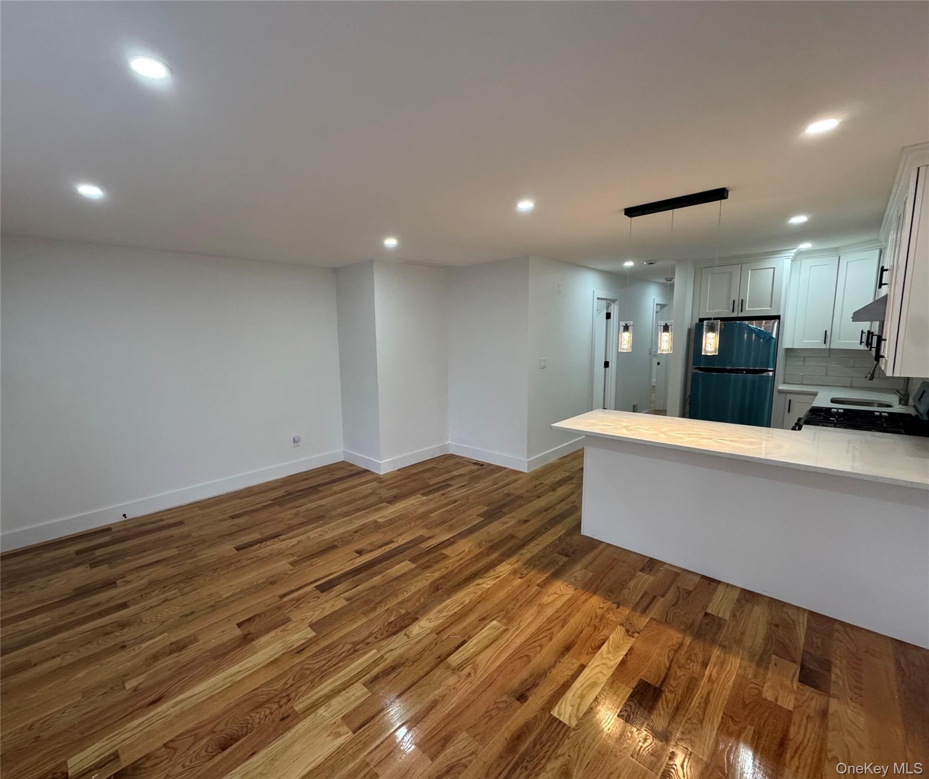 1040962 Property Photo 3