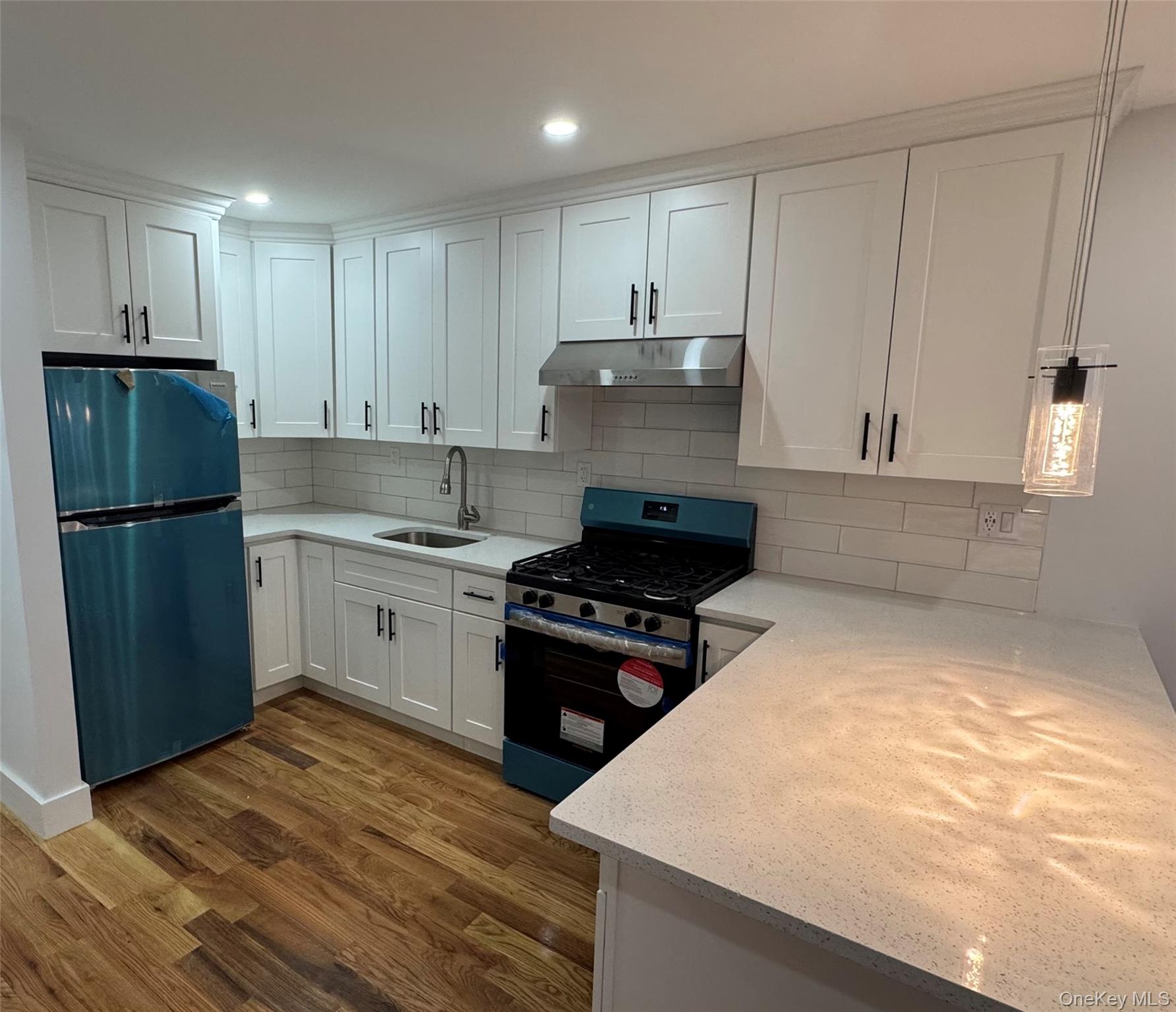 1040962 Property Photo 4