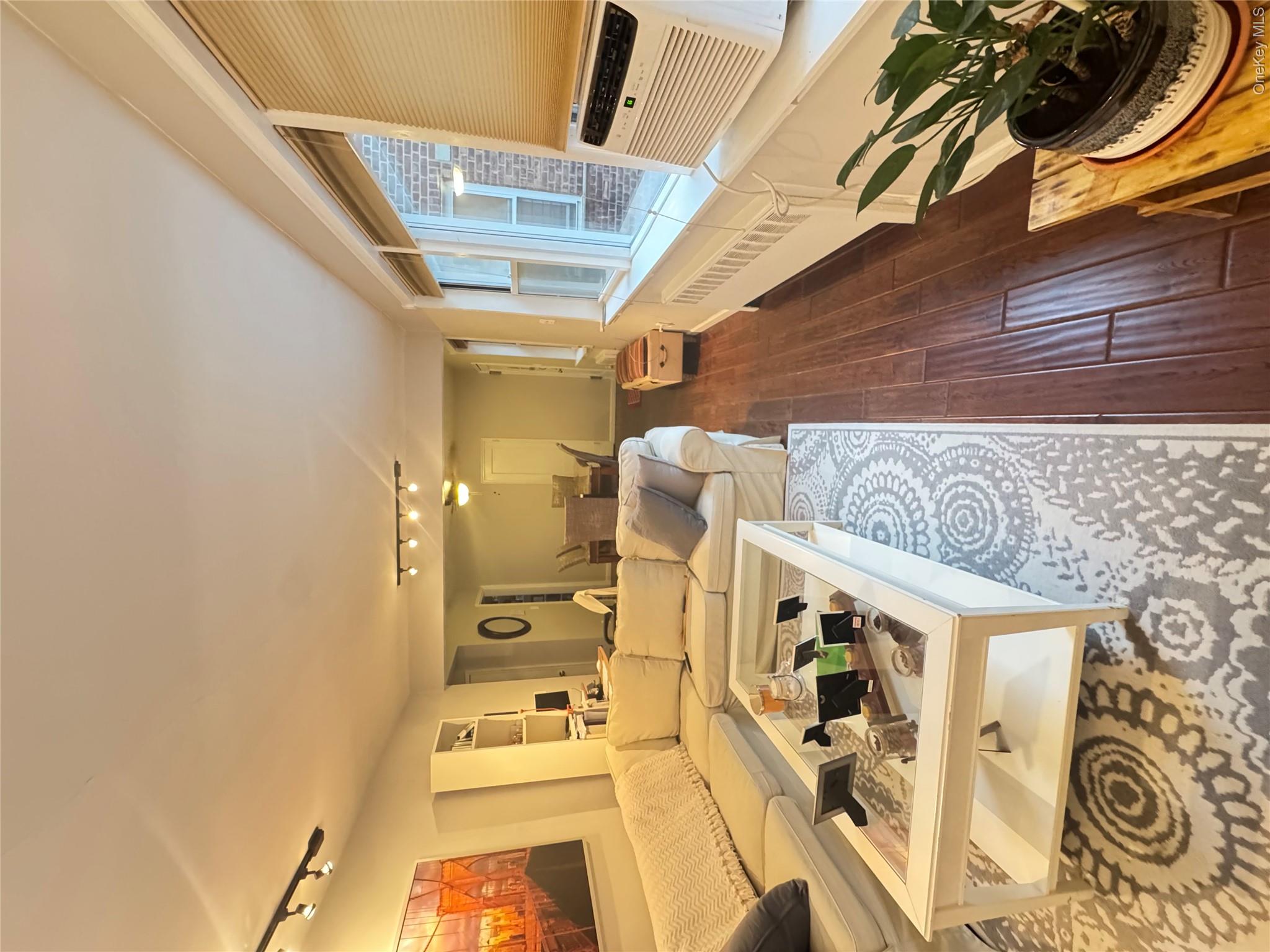 138-35 Jewel Ave. 3d Property Photo 6