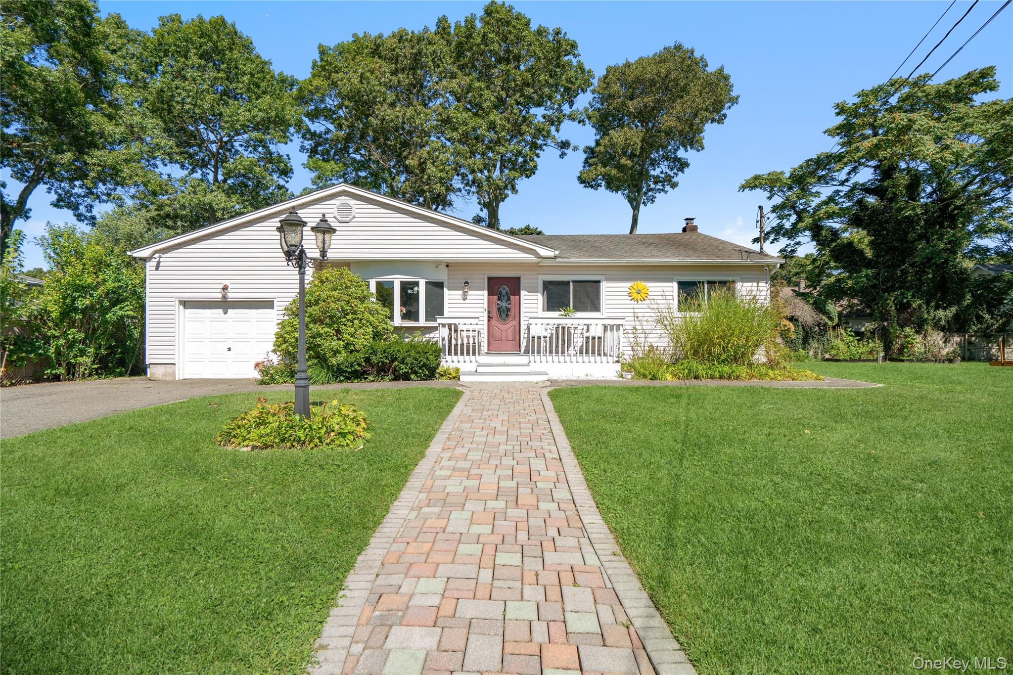 15 Parkwood Drive Property Photo 1