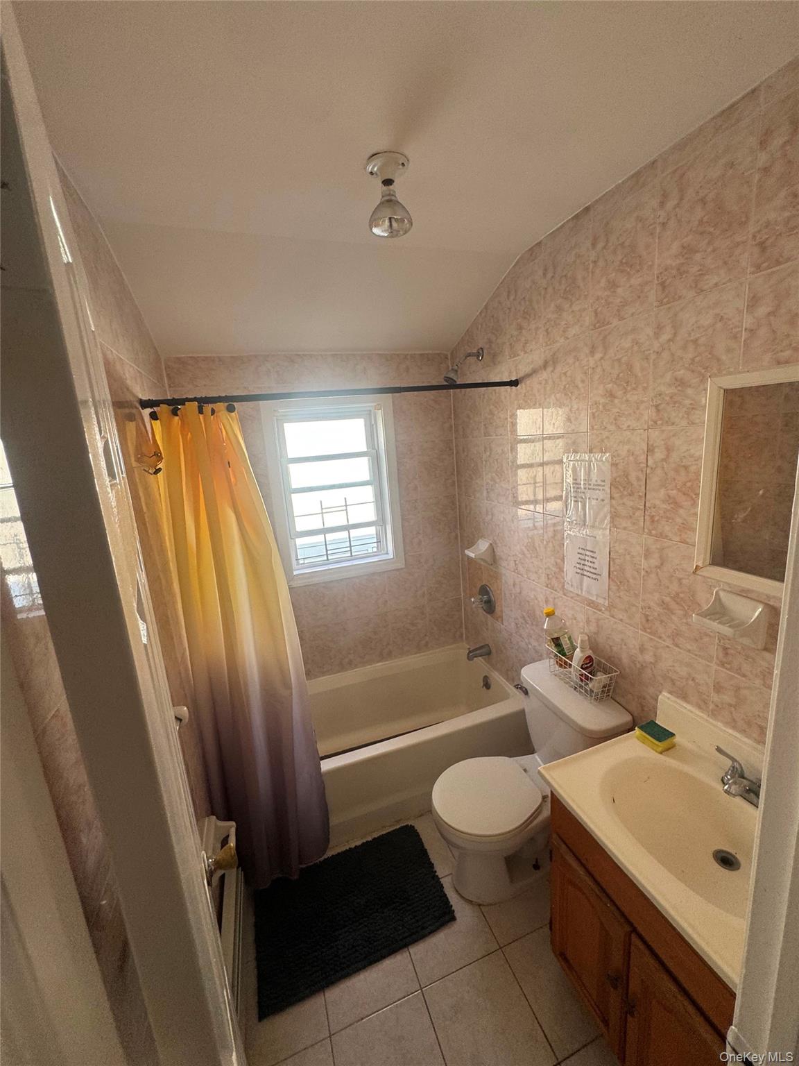 1040967 Property Photo 3