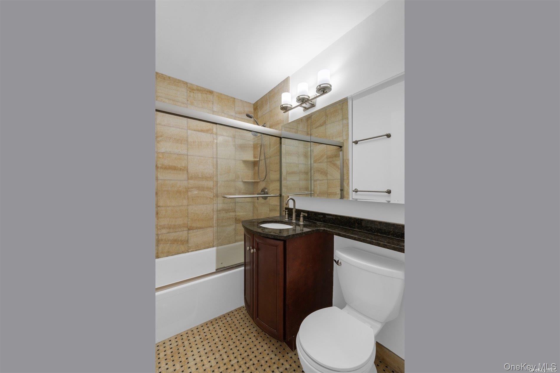 345 E 93rd Street 4k Property Photo 18
