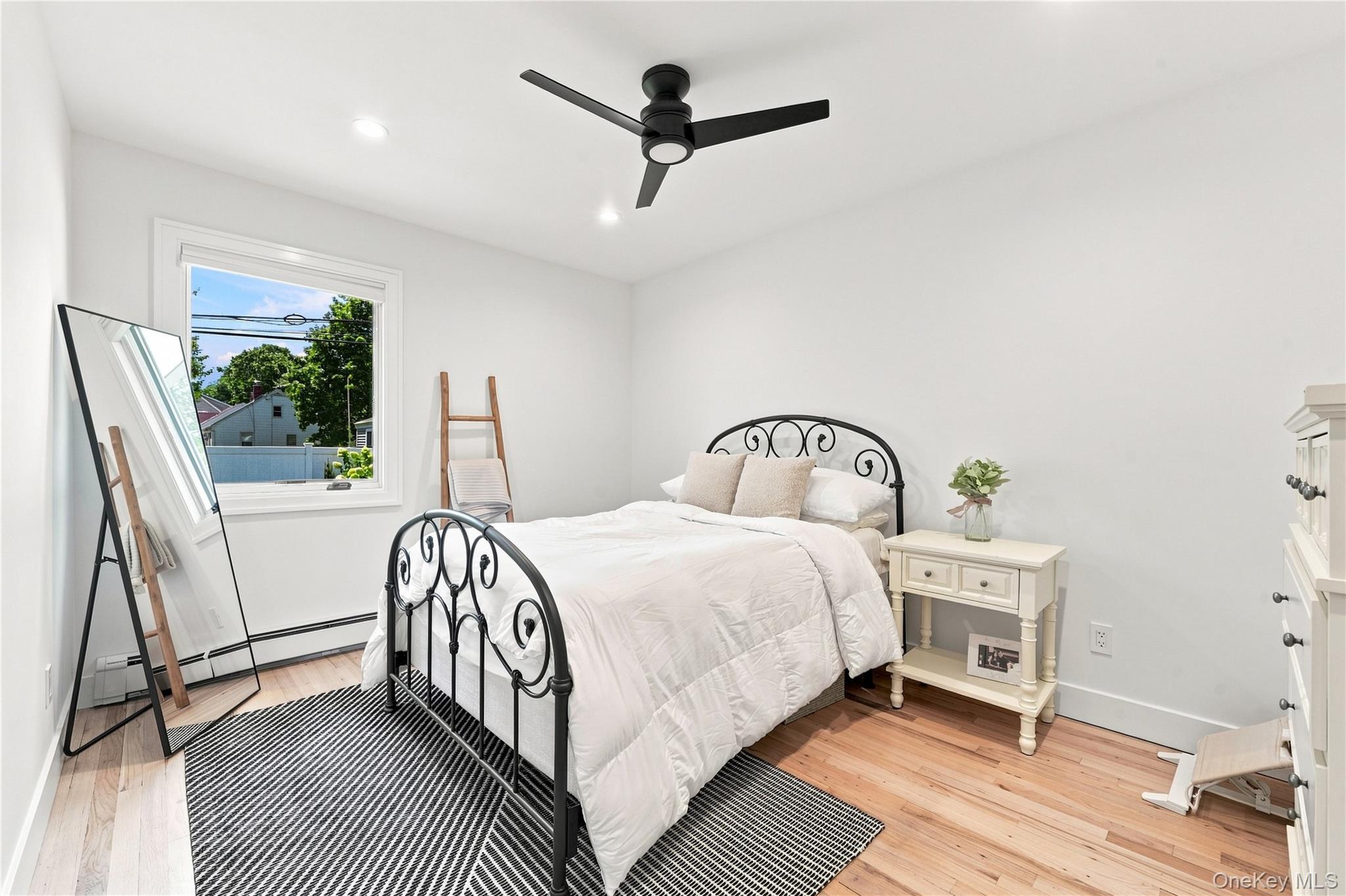 24 Alma Street Property Photo 21