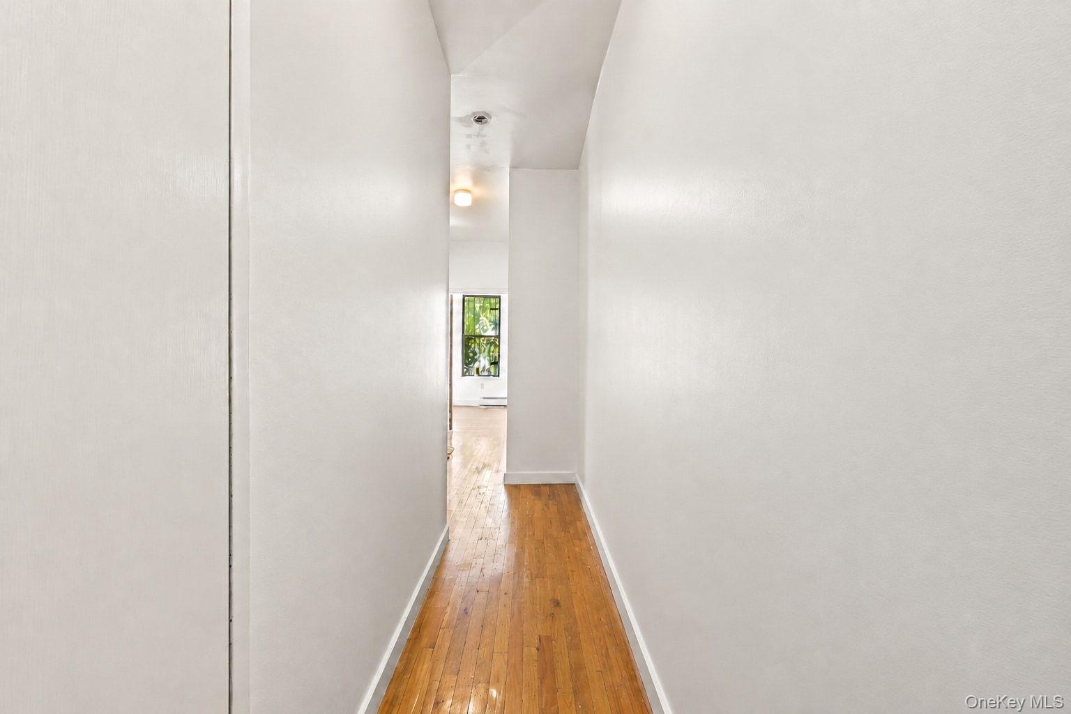 478 Bainbridge Street 1a Property Photo 8