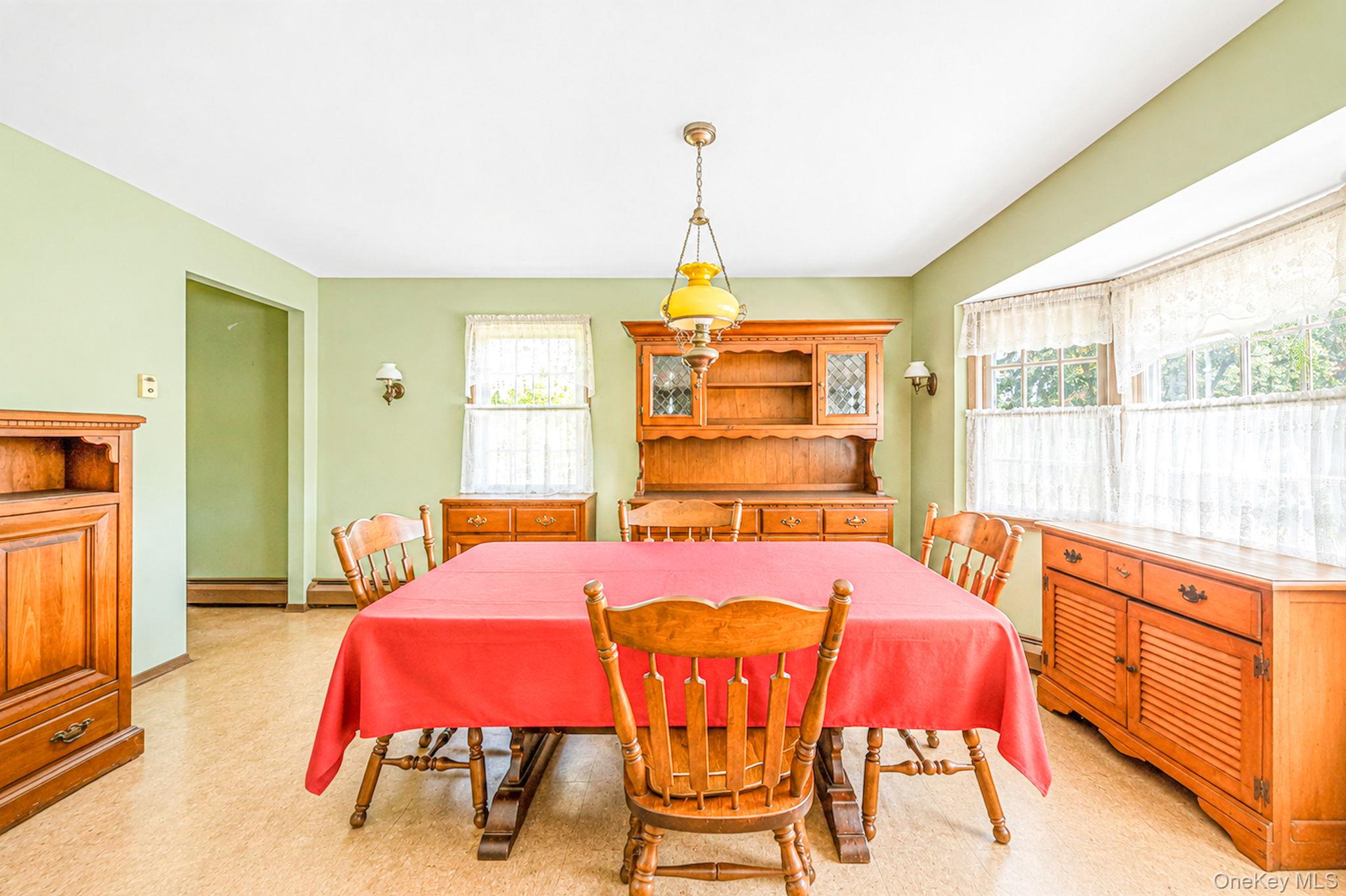 27 Old Farm Road Property Photo 11