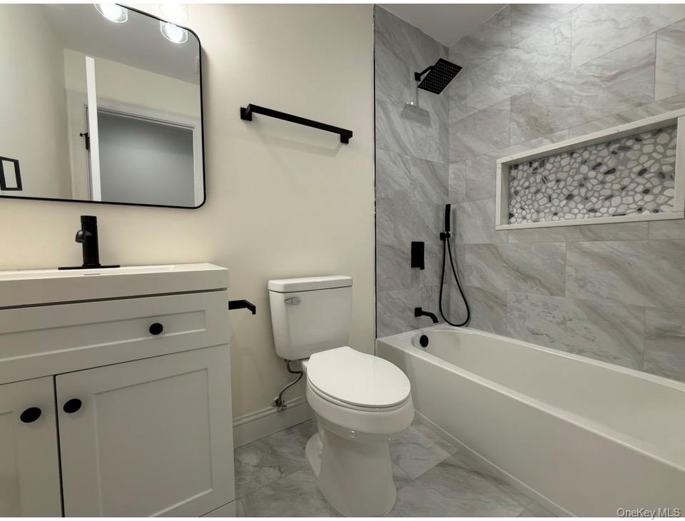 35 Bedford Street Property Photo 10