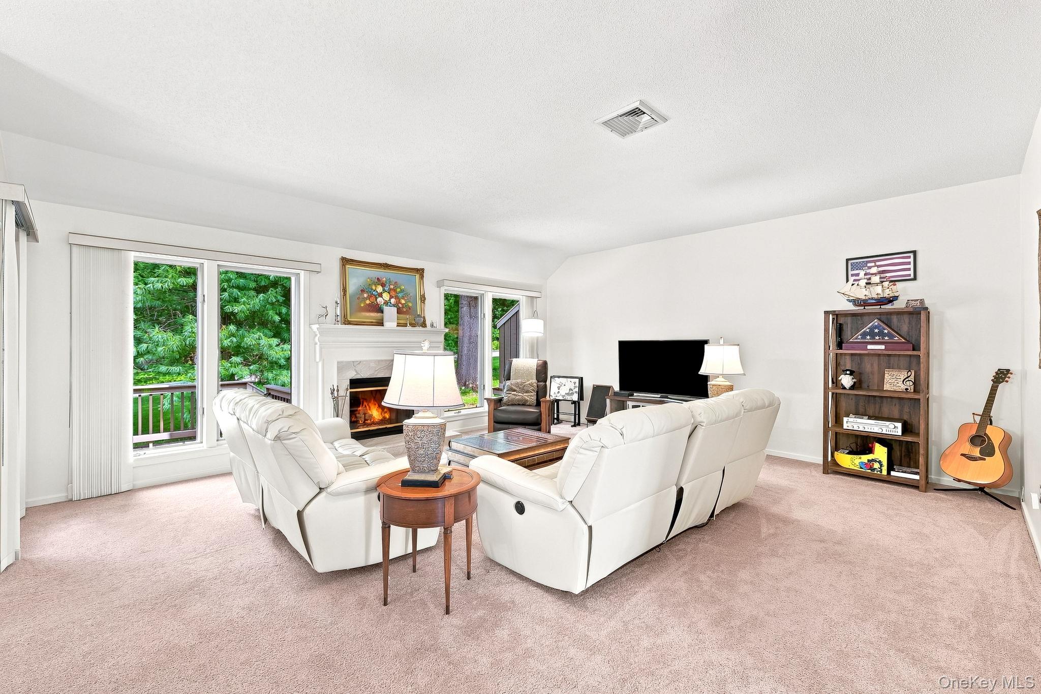590 Heritage Hills B Property Photo 4