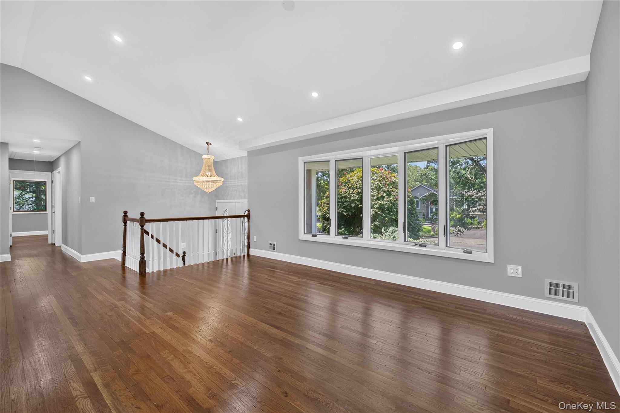 11 Penguin Lane Property Photo 7