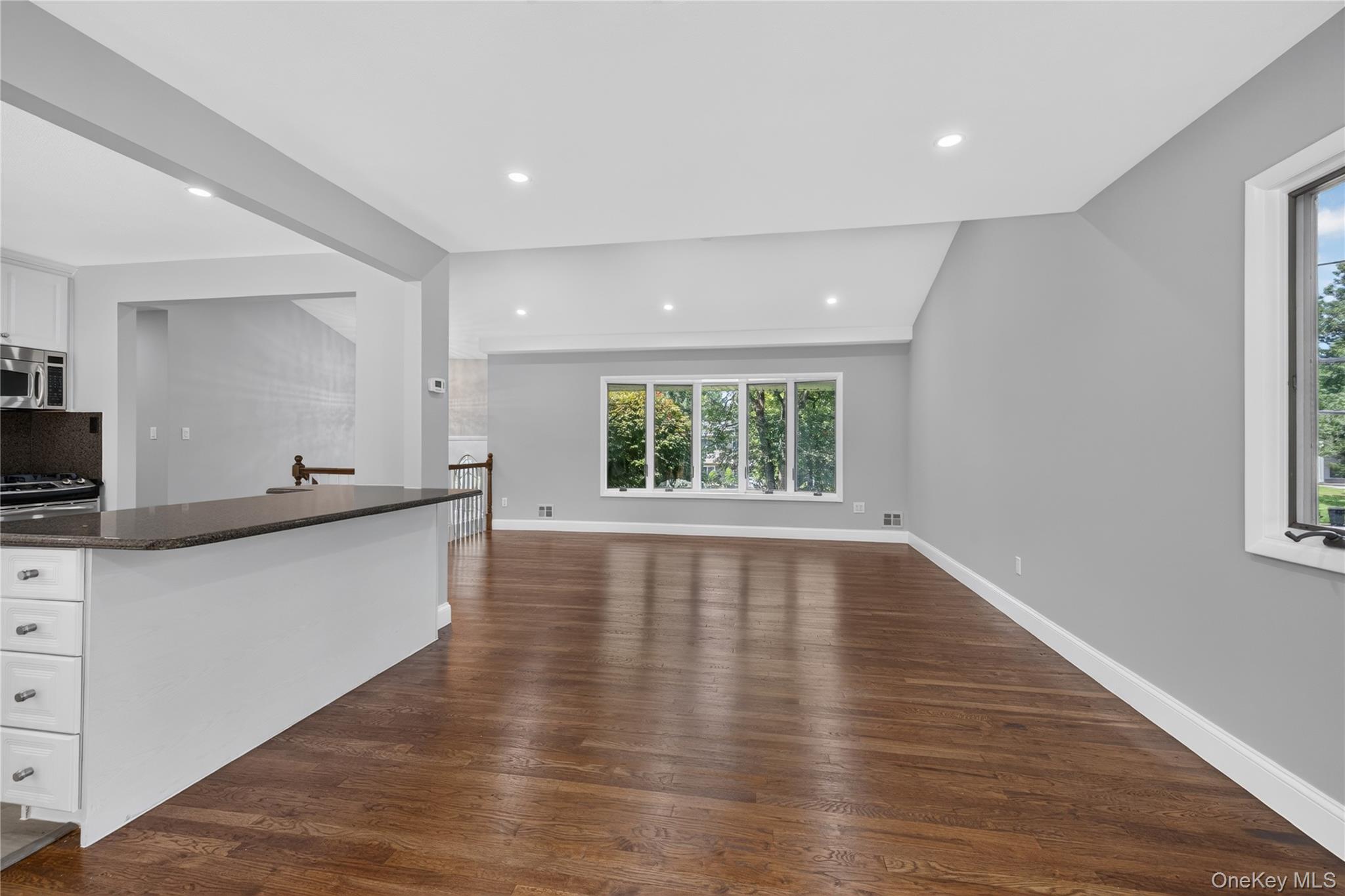 11 Penguin Lane Property Photo 11