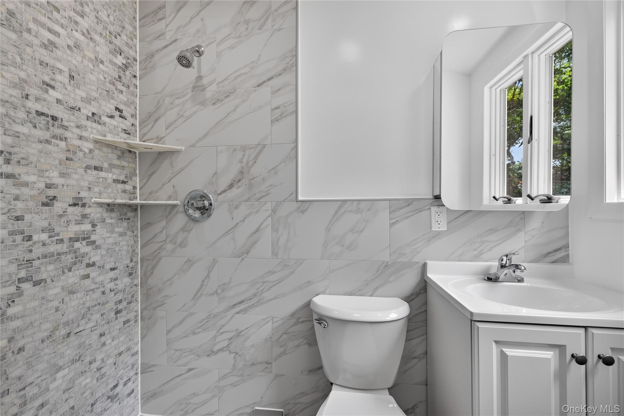 11 Penguin Lane Property Photo 22