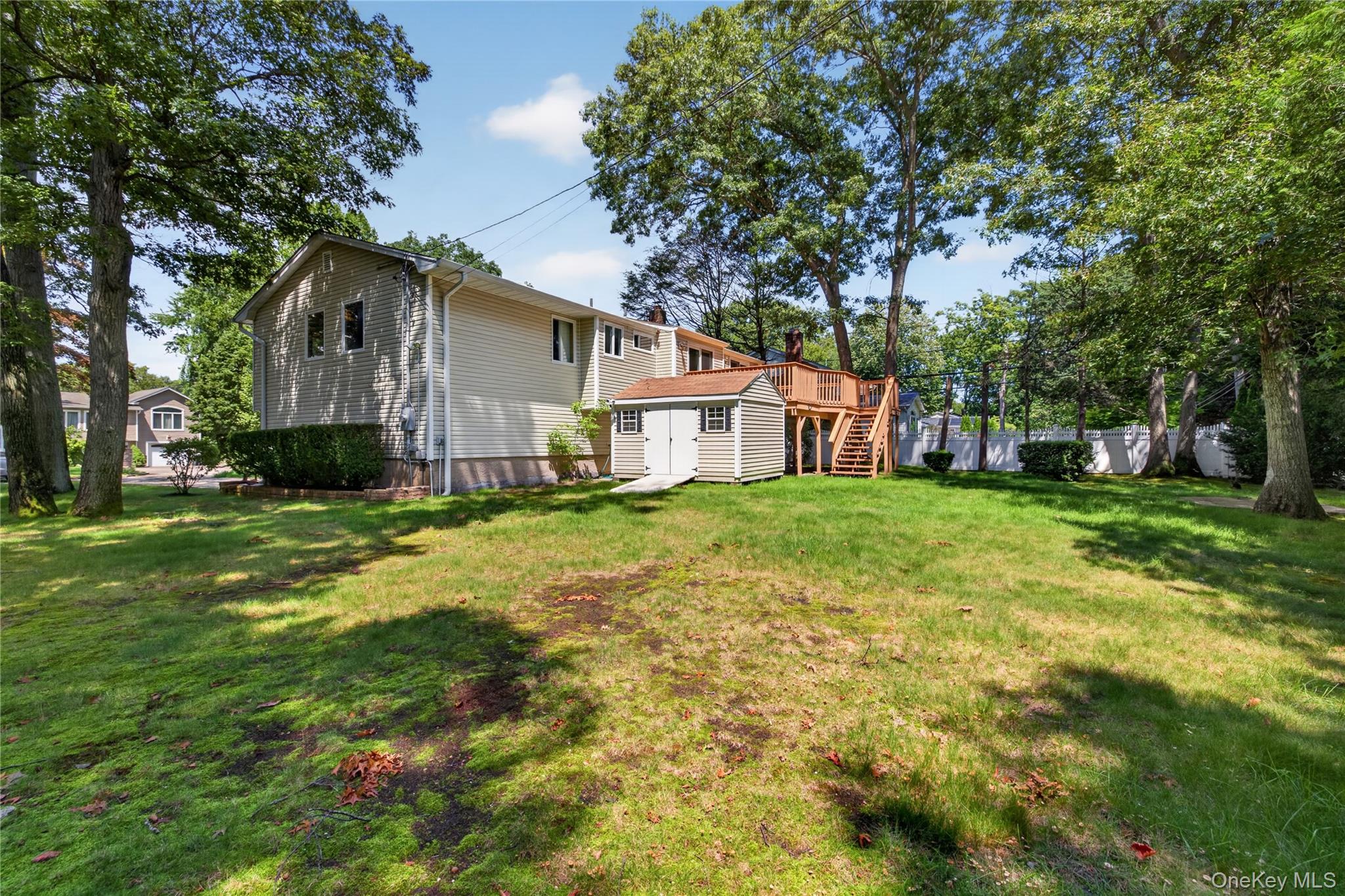 11 Penguin Lane Property Photo 36