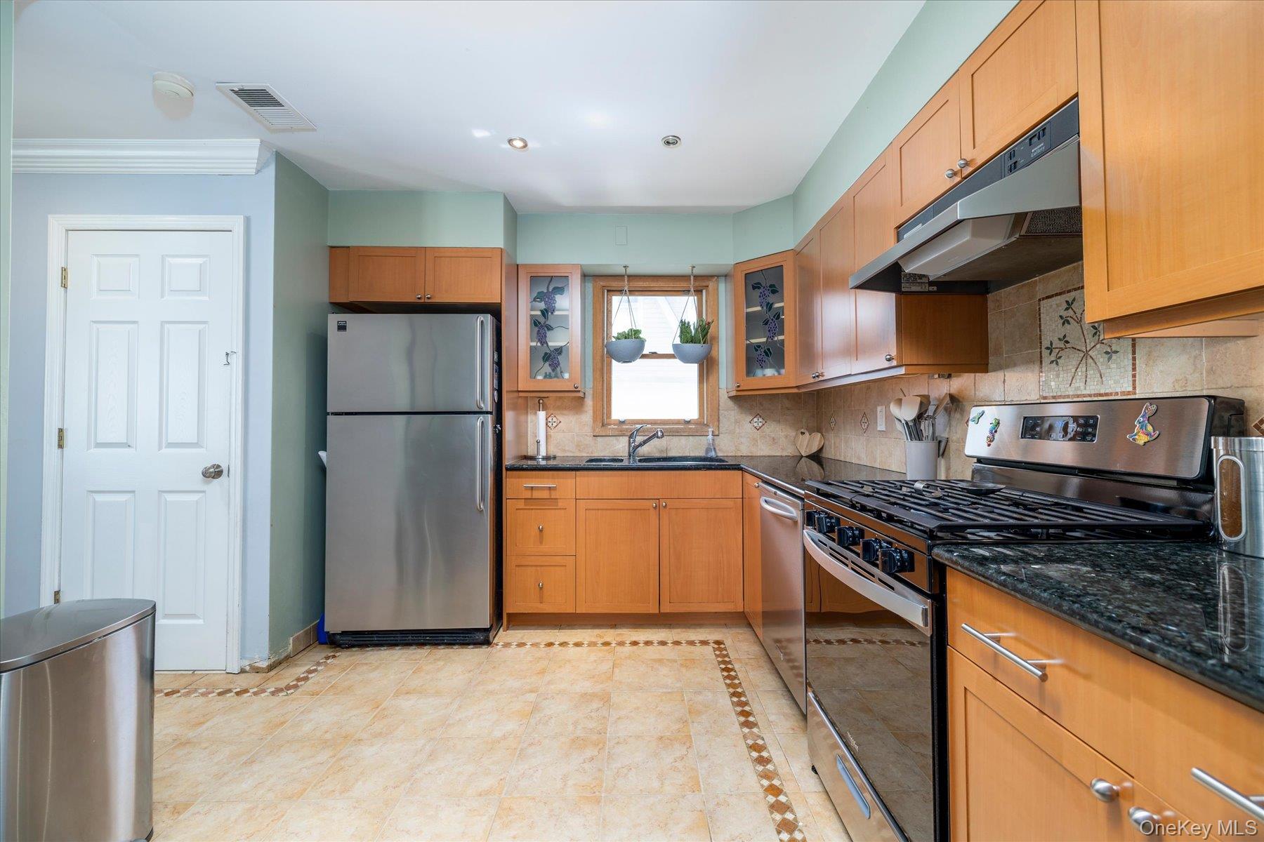 145 Bismark Avenue Property Photo 8