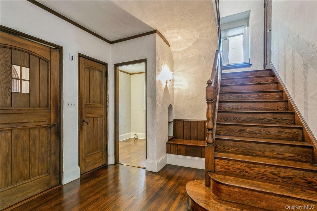 7 Cotswold Way Property Photo 4