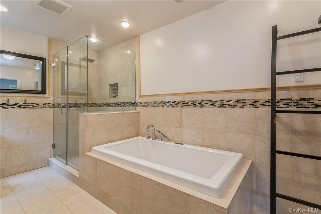 7 Cotswold Way Property Photo 24