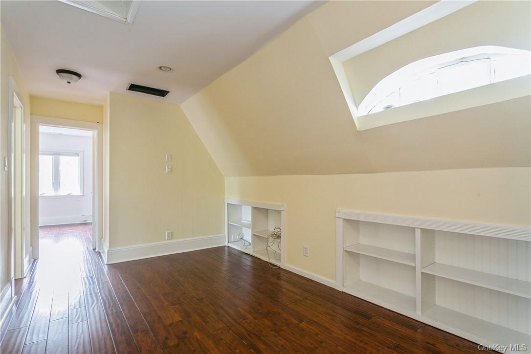 7 Cotswold Way Property Photo 28