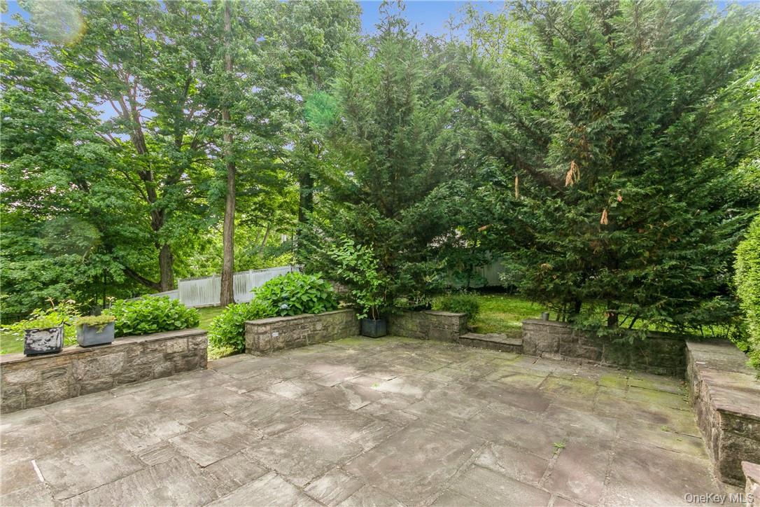 7 Cotswold Way Property Photo 31