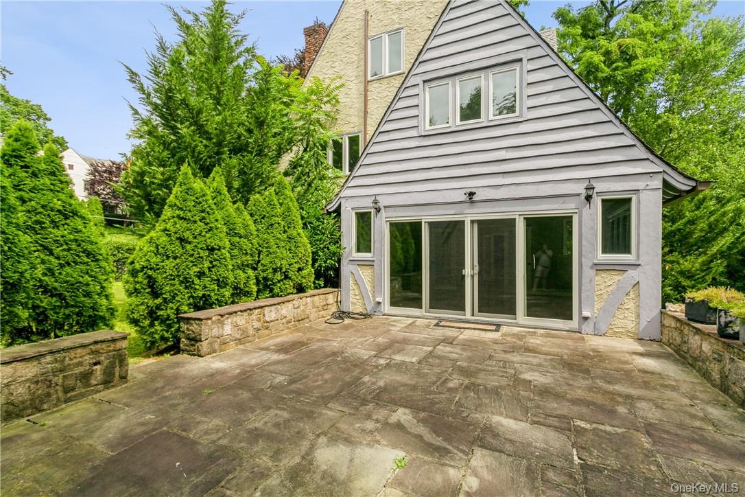 7 Cotswold Way Property Photo 33
