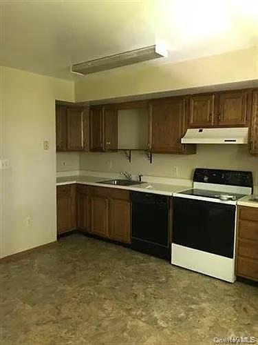 3 Kenny Lane Property Photo 3