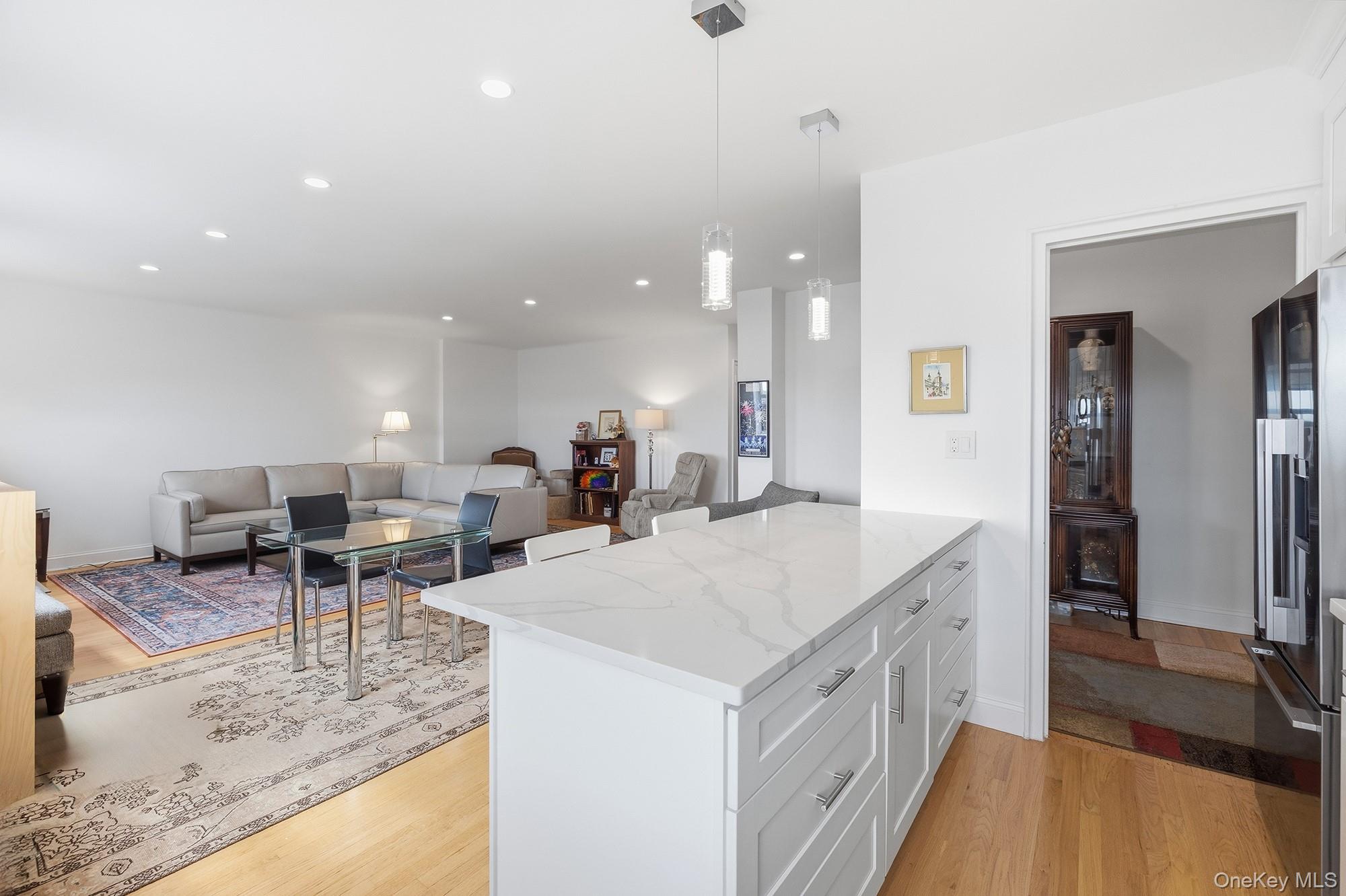 50 North Broadway 6h Property Photo 13