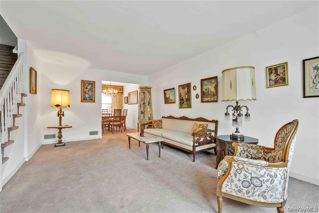 84-92a Austin Street Property Photo 4