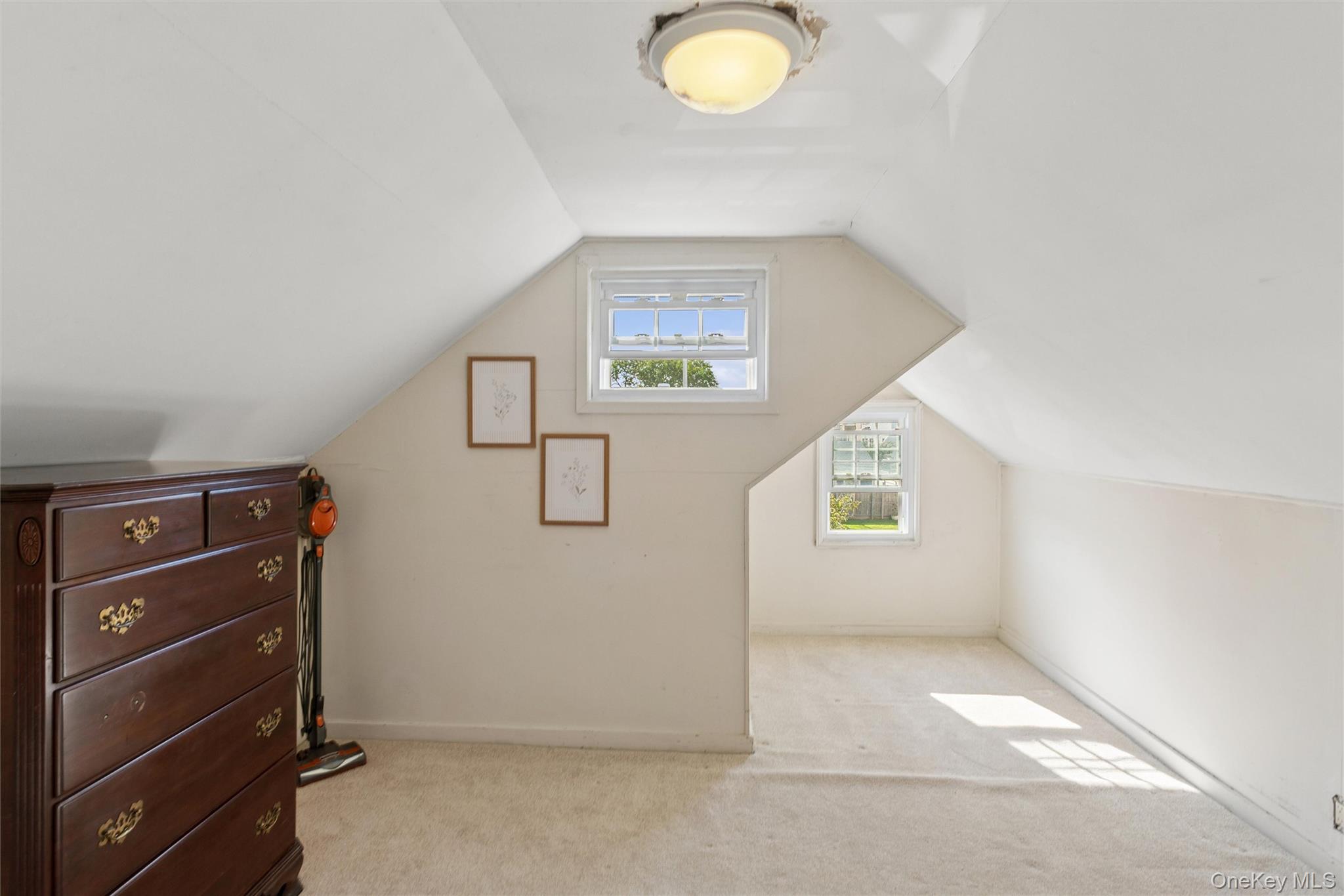 142 Cleveland Property Photo 15