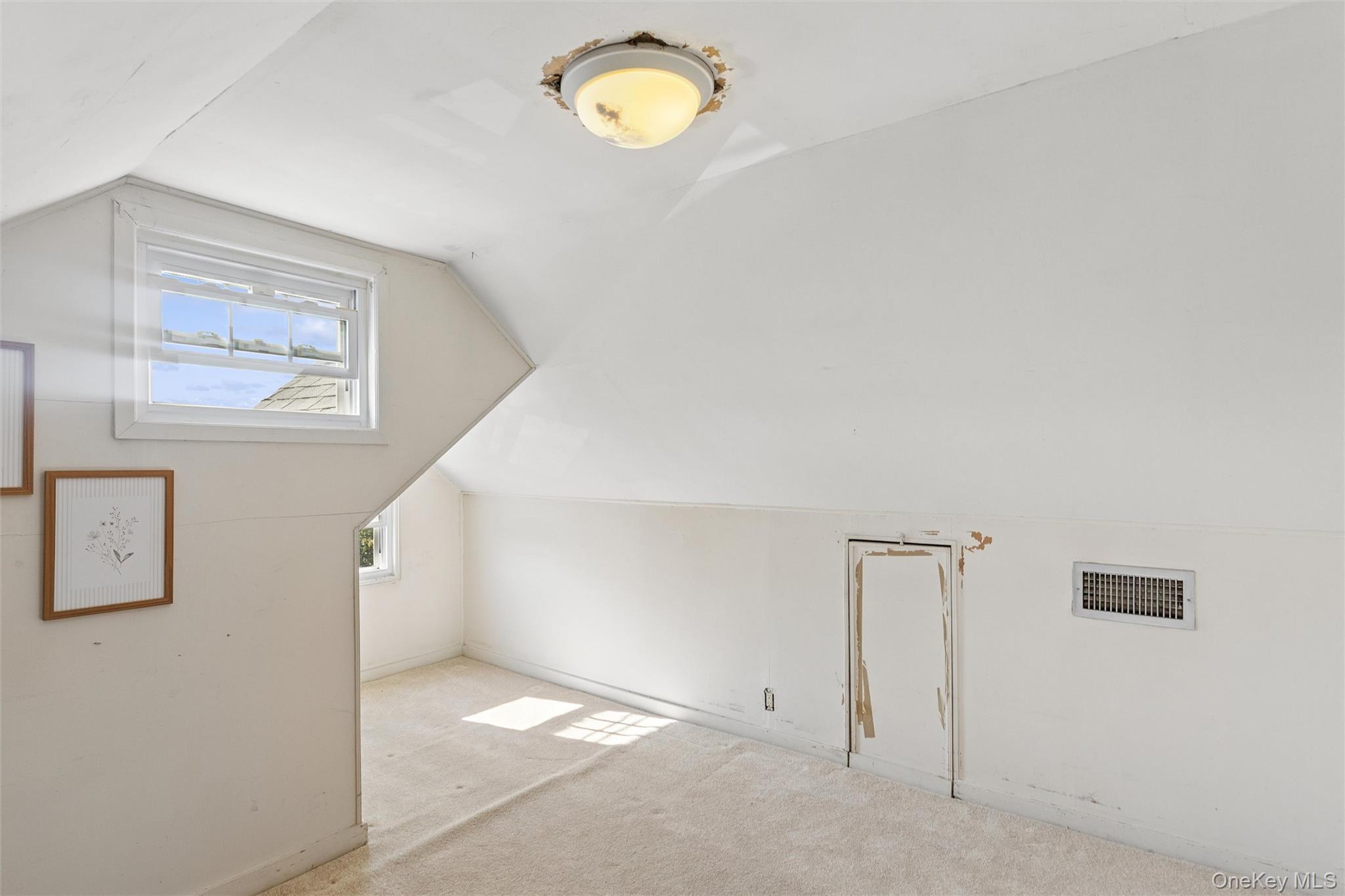 142 Cleveland Property Photo 17