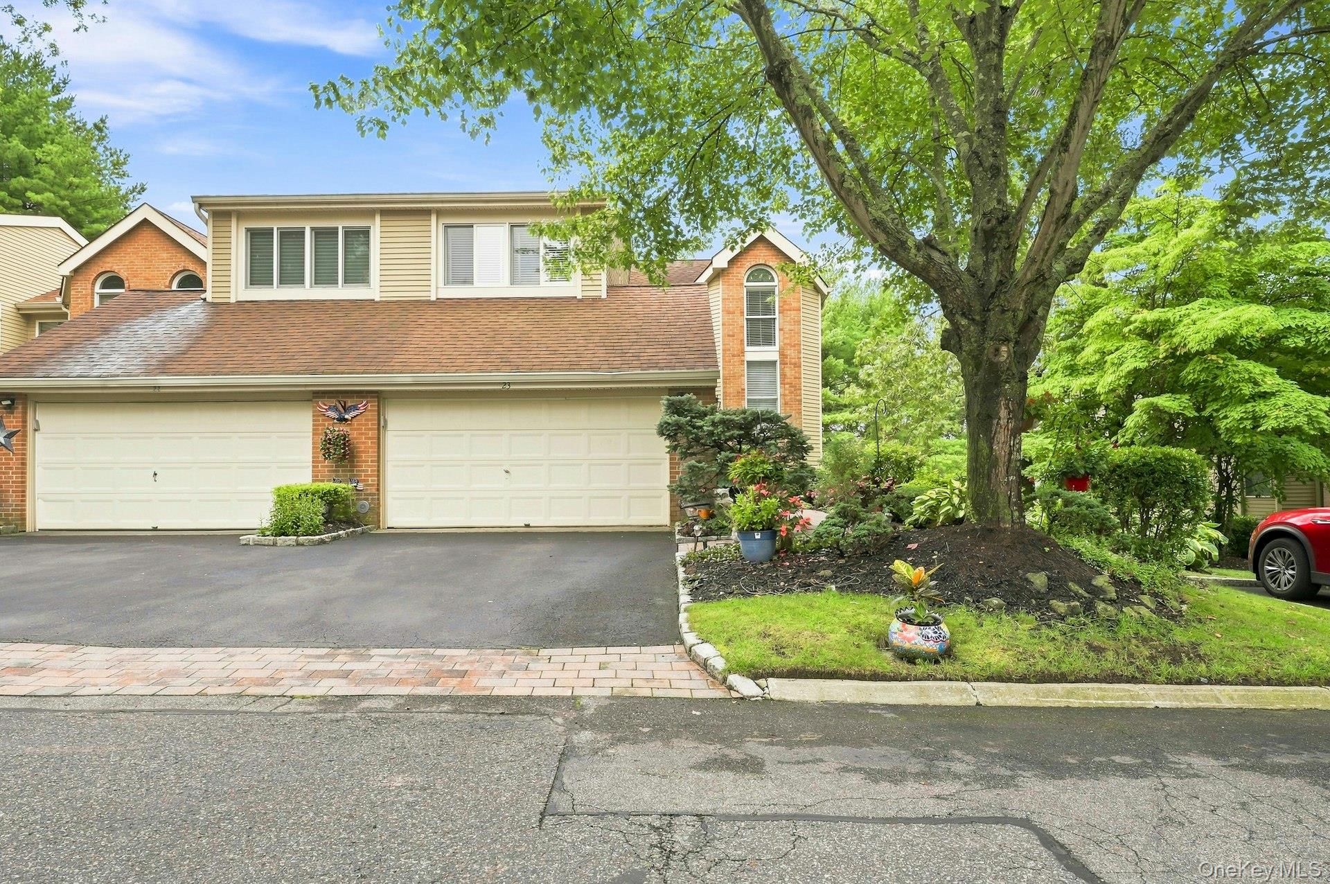 23 Willow Ridge Drive Property Photo 1