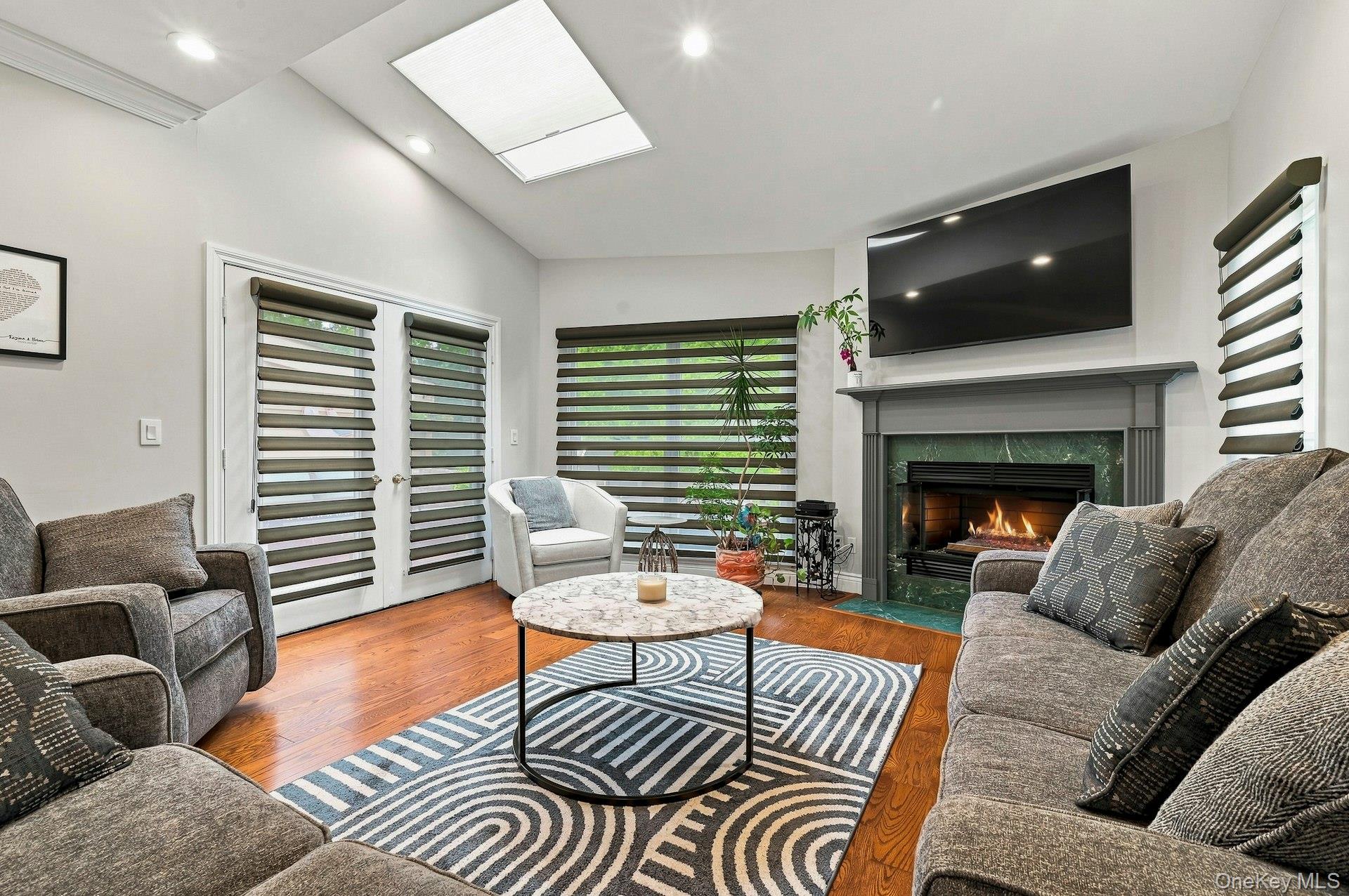 23 Willow Ridge Drive Property Photo 8