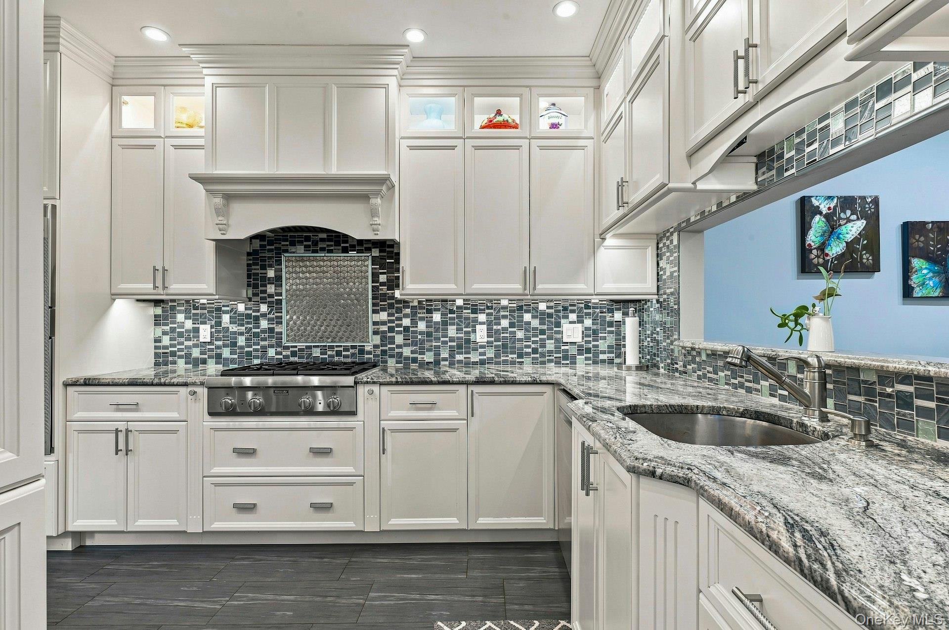 23 Willow Ridge Drive Property Photo 12