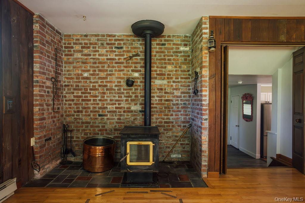 21 Courts Lane Property Photo 18