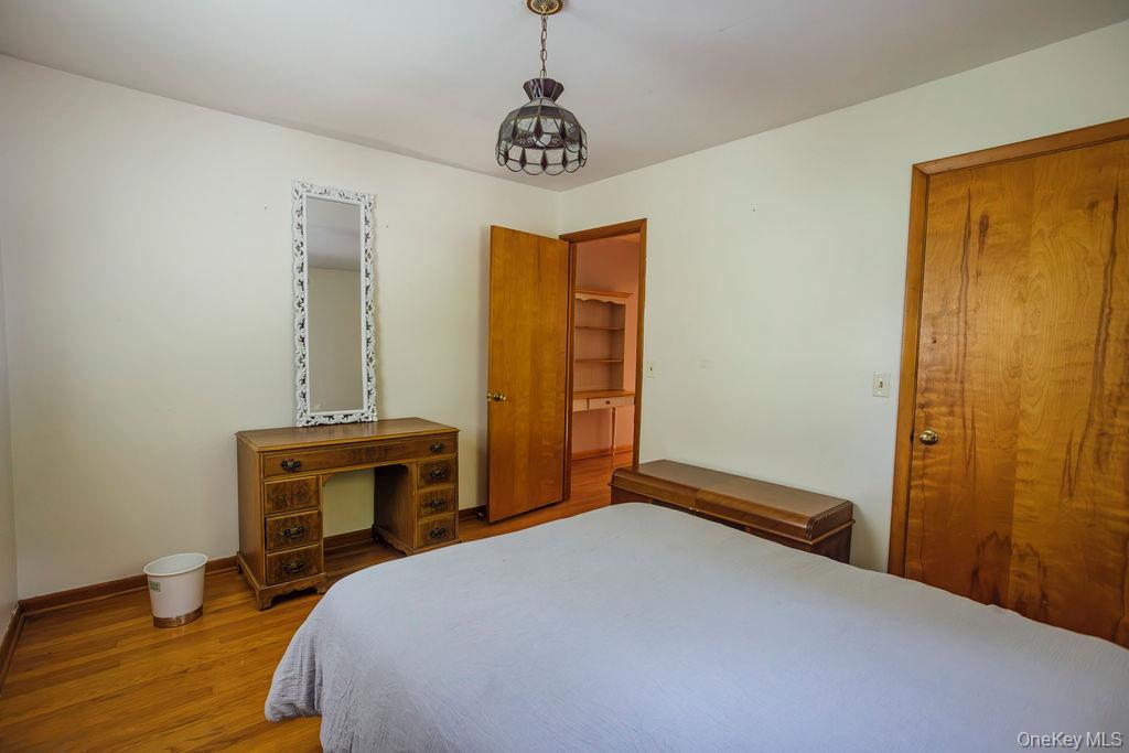 21 Courts Lane Property Photo 24