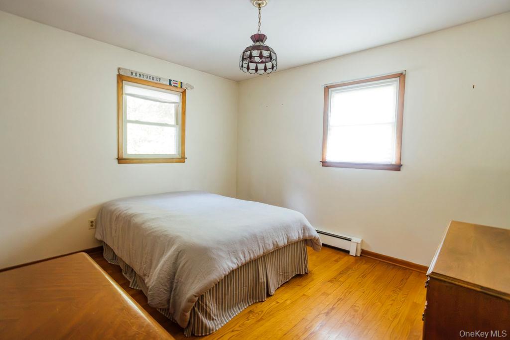 21 Courts Lane Property Photo 25