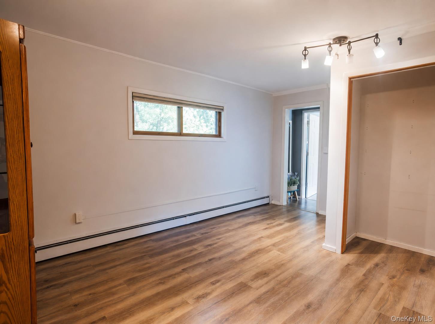 21 Courts Lane Property Photo 29