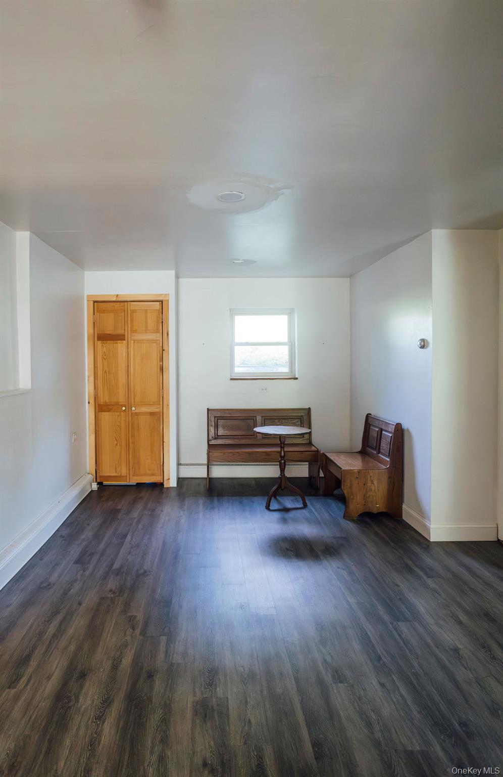 21 Courts Lane Property Photo 32