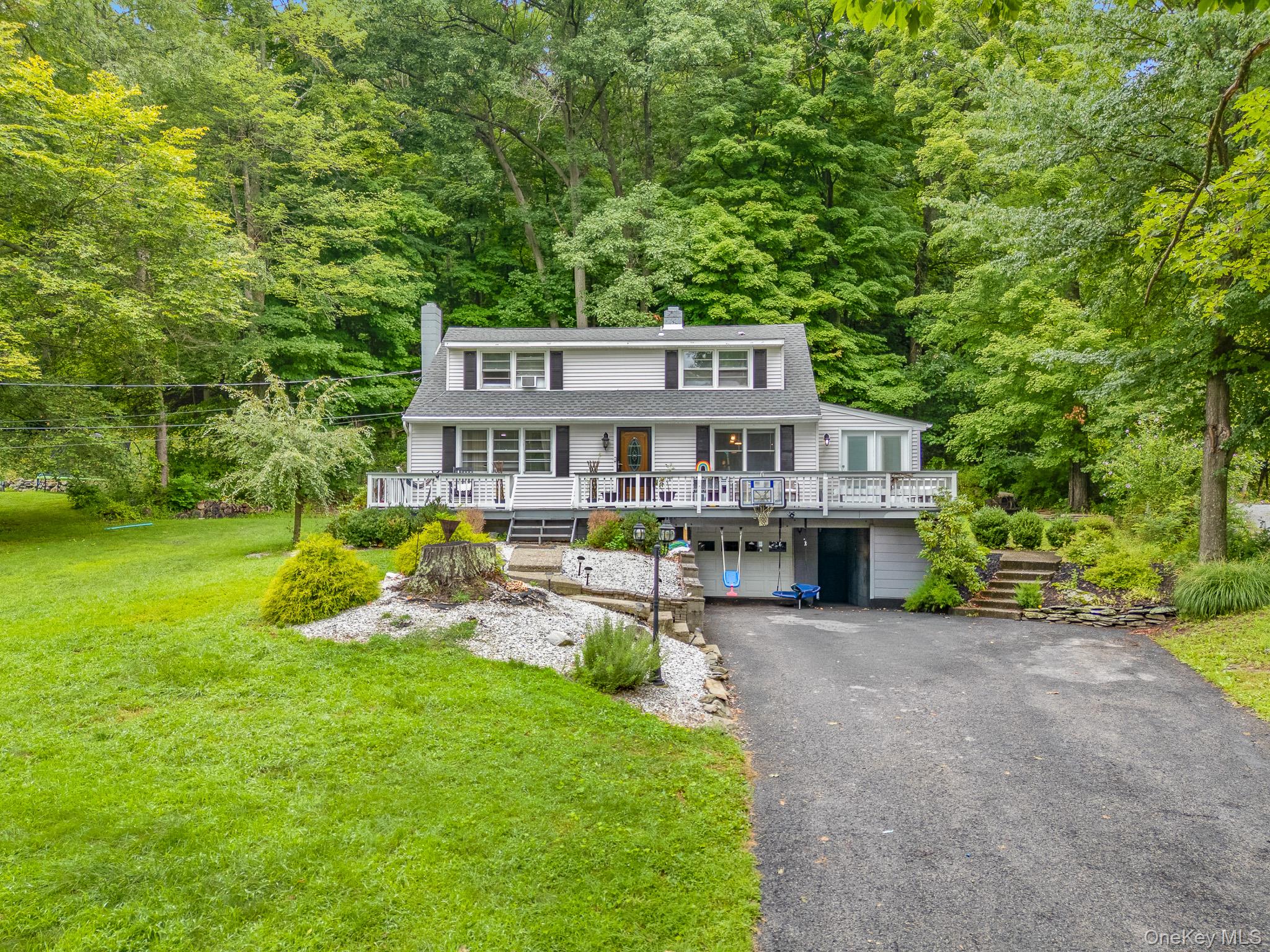 388 Cedar Hill Road Property Photo 1