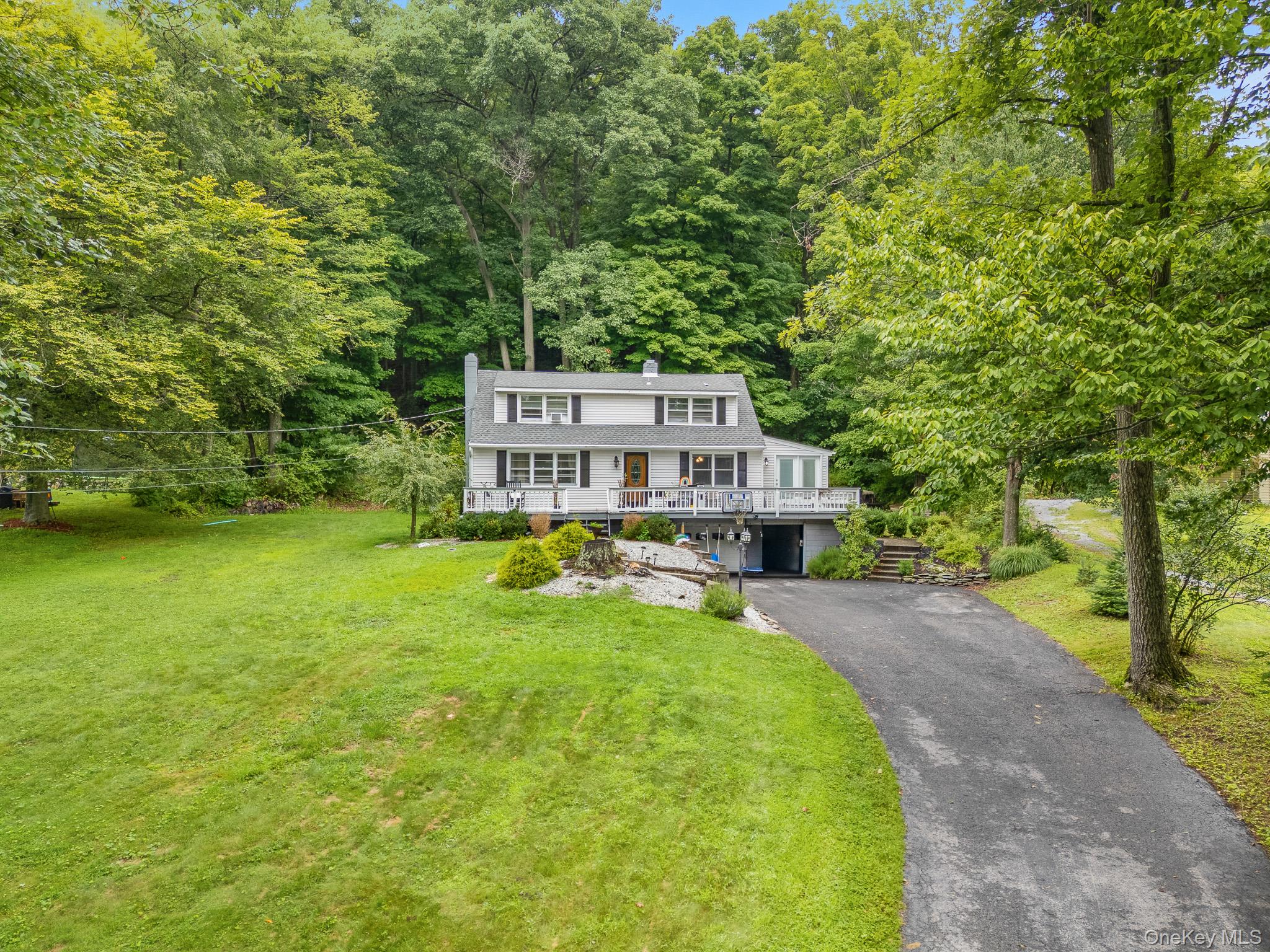 388 Cedar Hill Road Property Photo 2