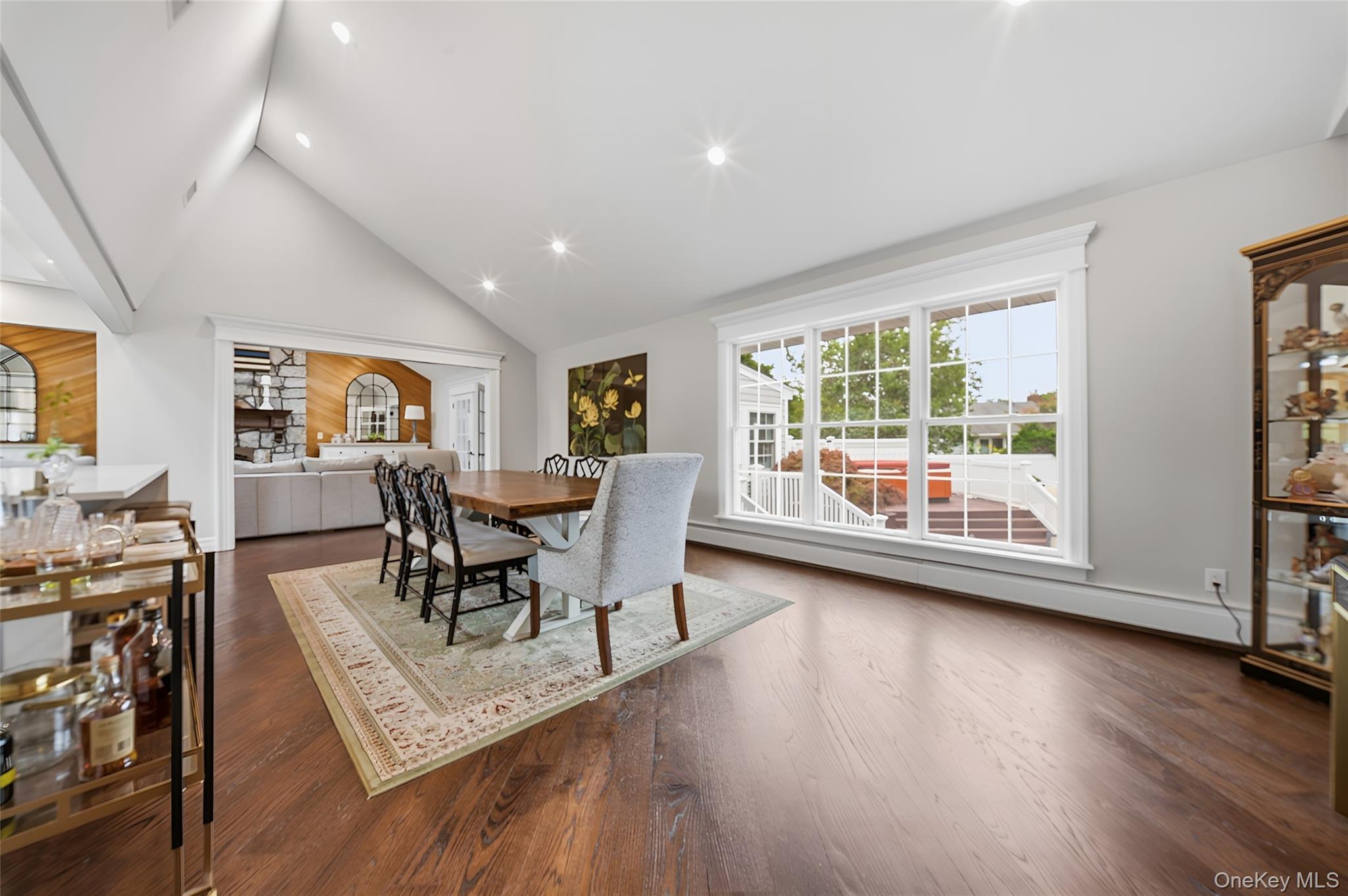 5 Renee Place Property Photo 8