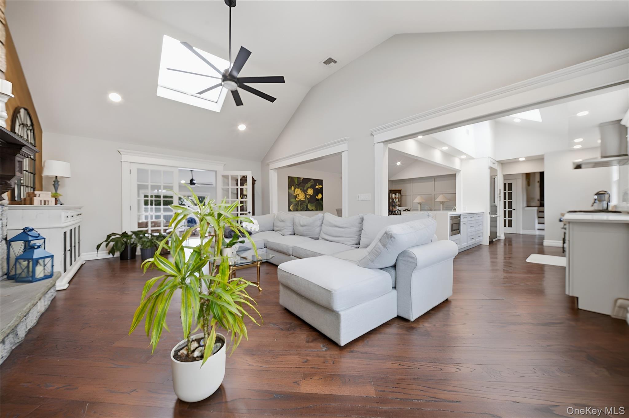 5 Renee Place Property Photo 11