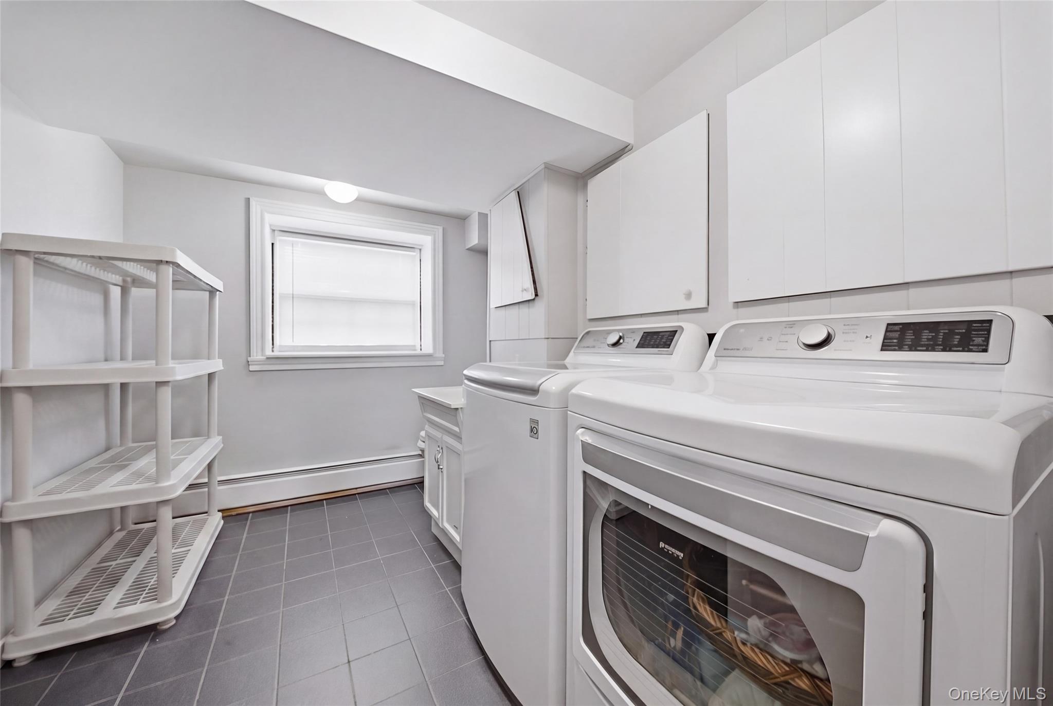 5 Renee Place Property Photo 28