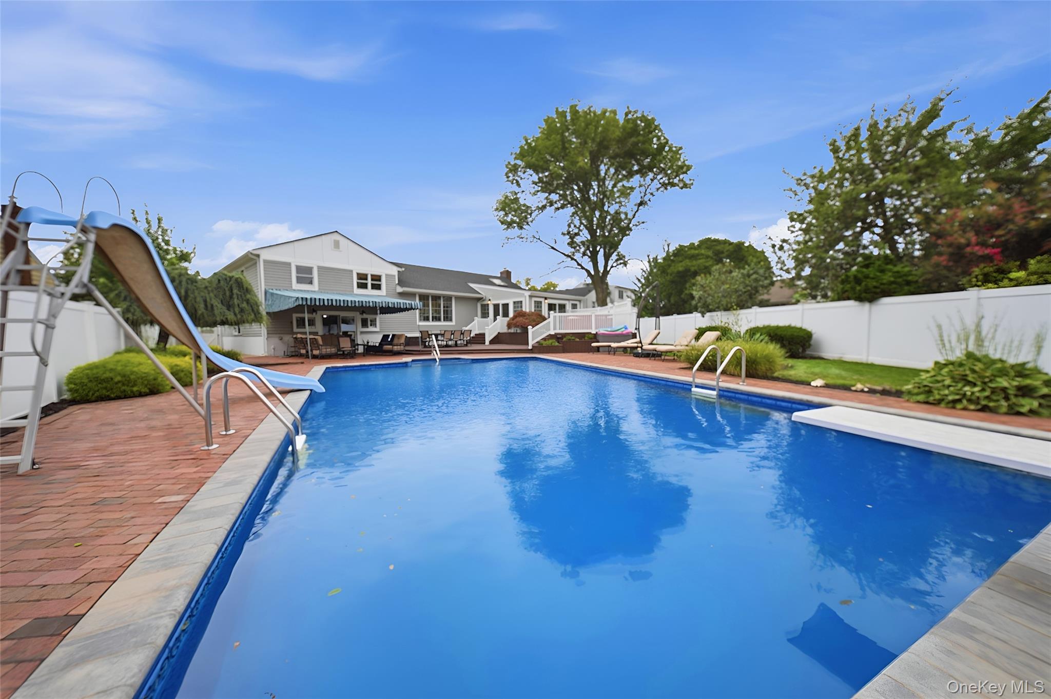 5 Renee Place Property Photo 34
