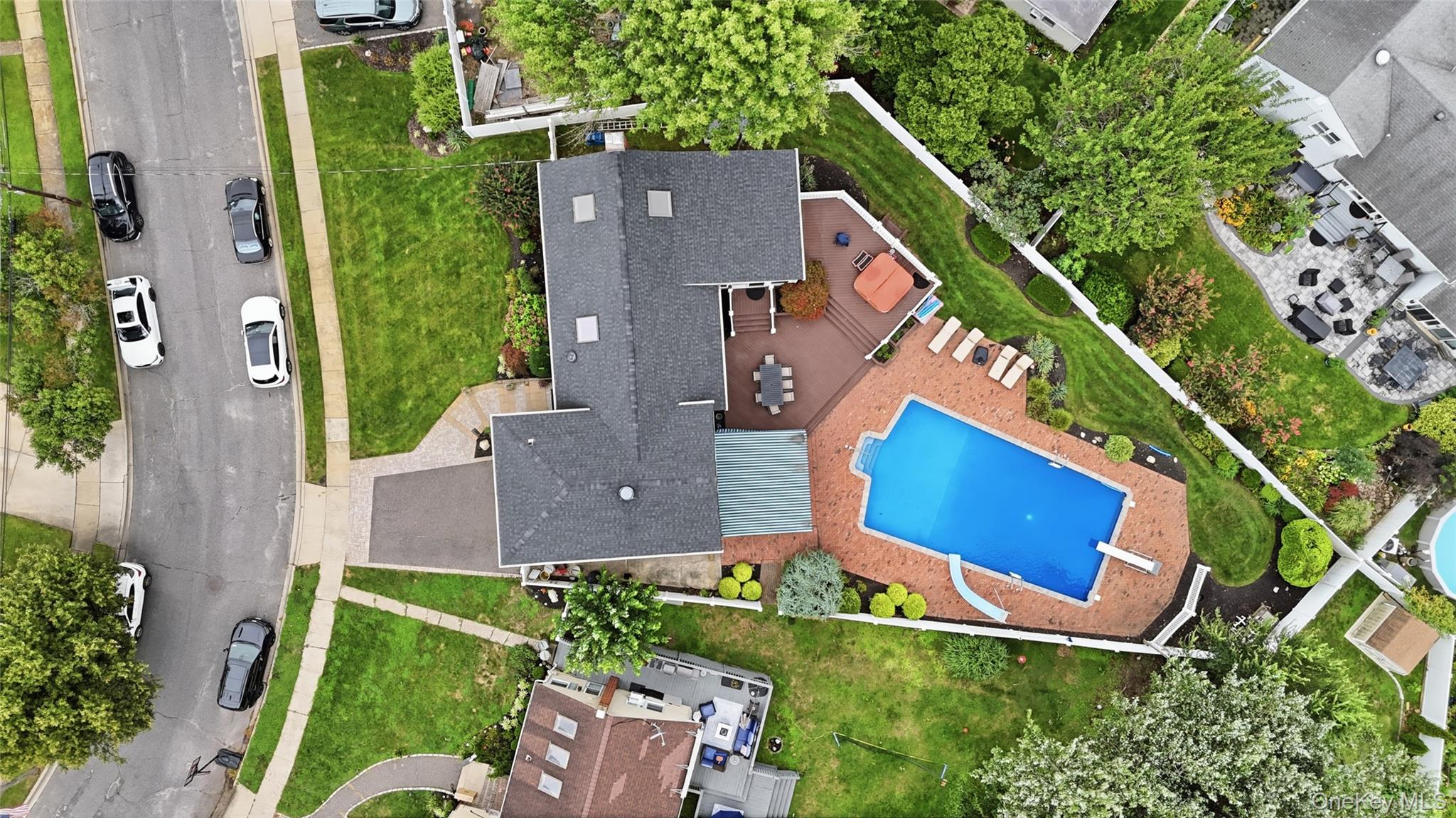 5 Renee Place Property Photo 37