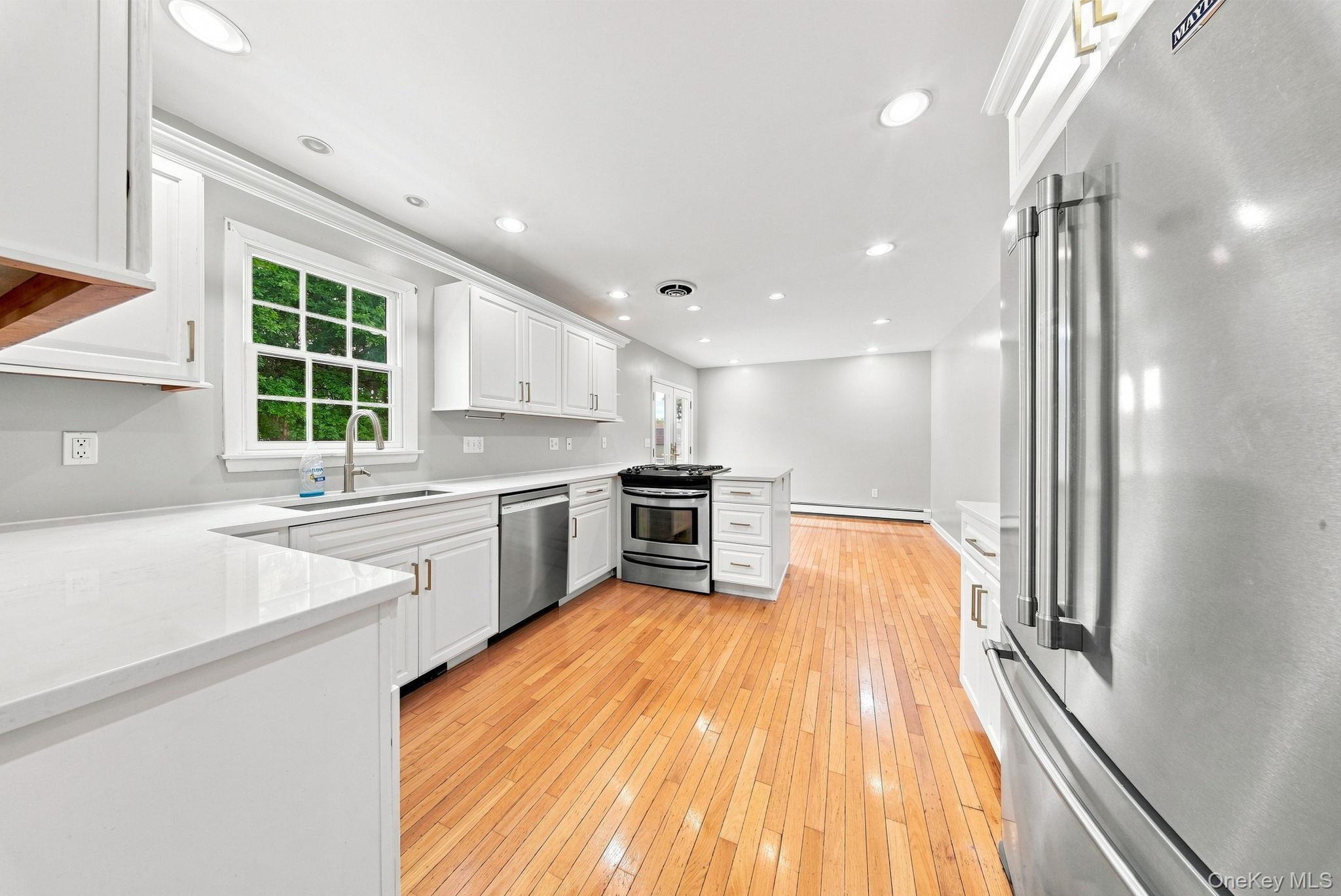2 Fleetwood Drive Property Photo 12