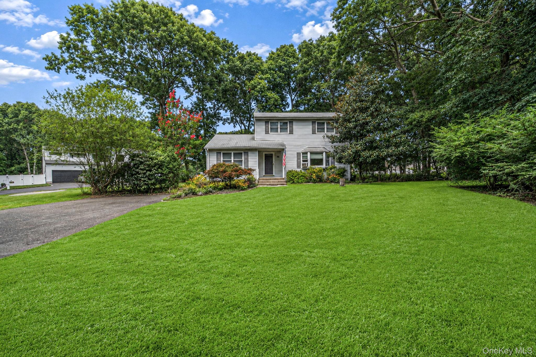 96 Oak Street Property Photo 1