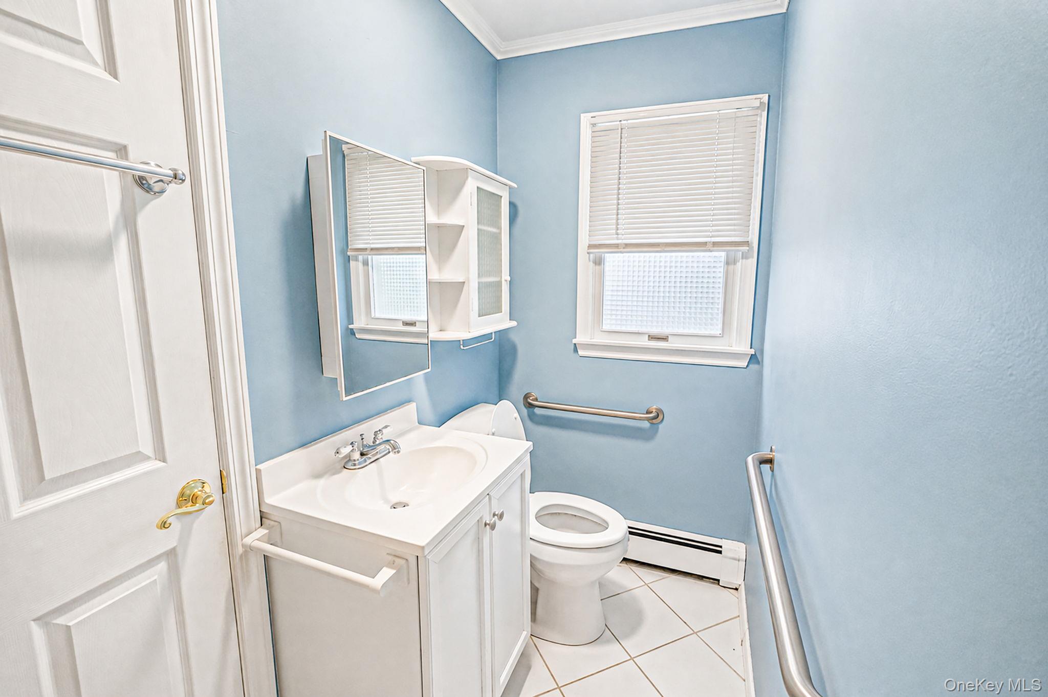 96 Oak Street Property Photo 33