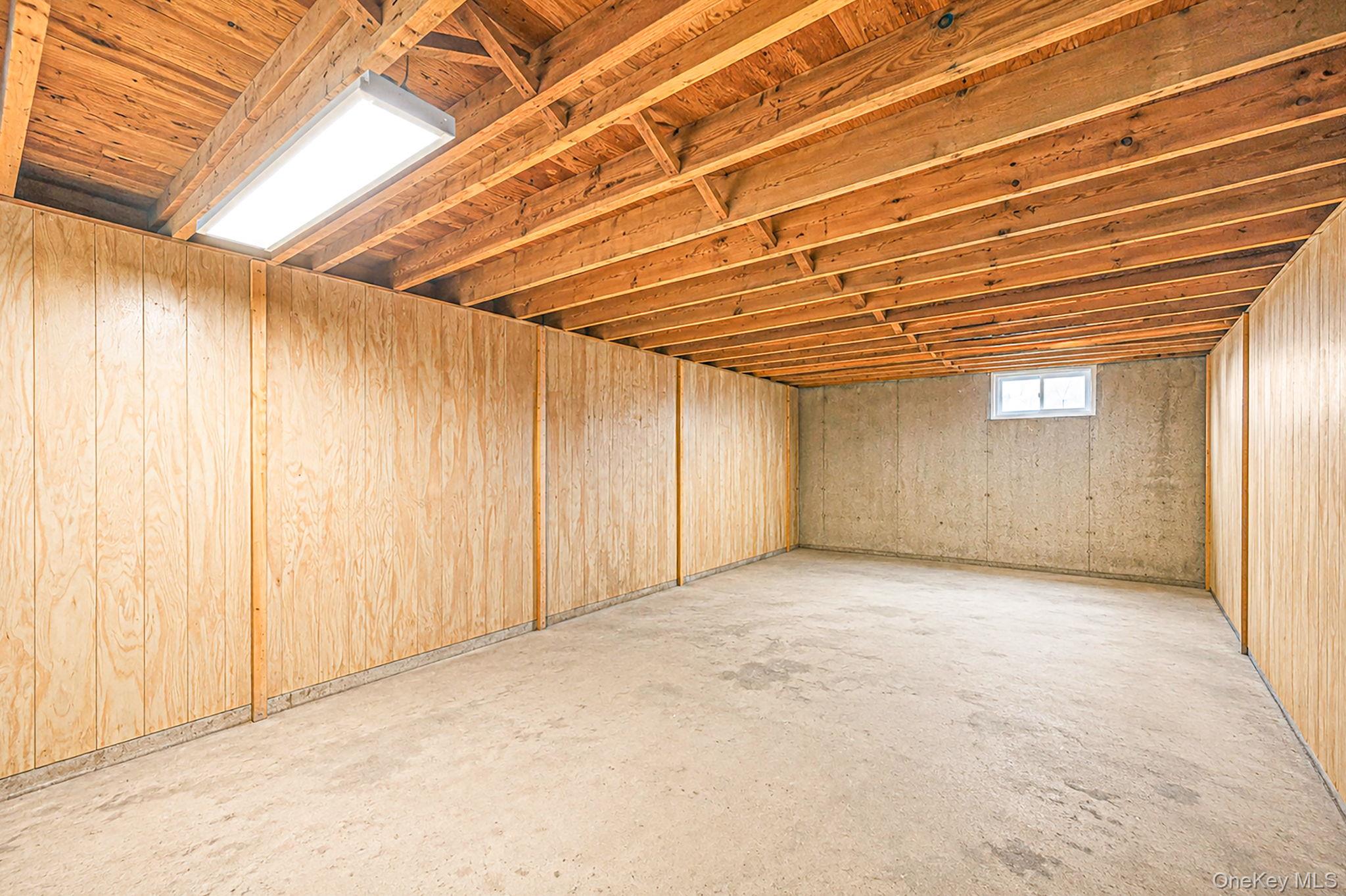 96 Oak Street Property Photo 38